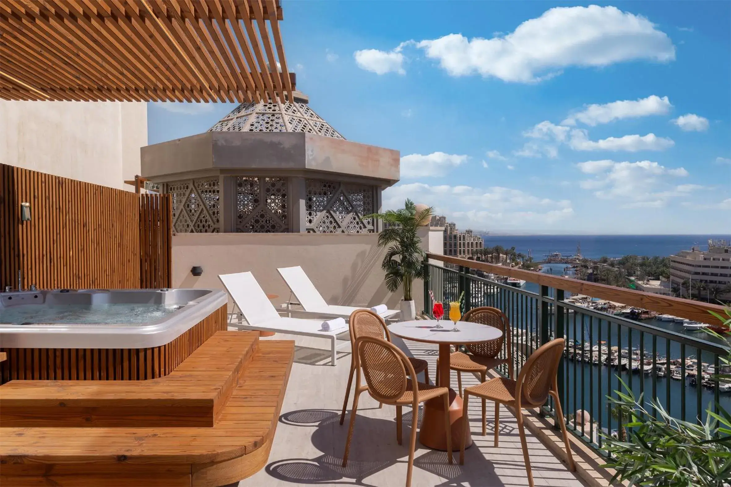 Sea view in U Magic Palace Sea view in U Magic Palace