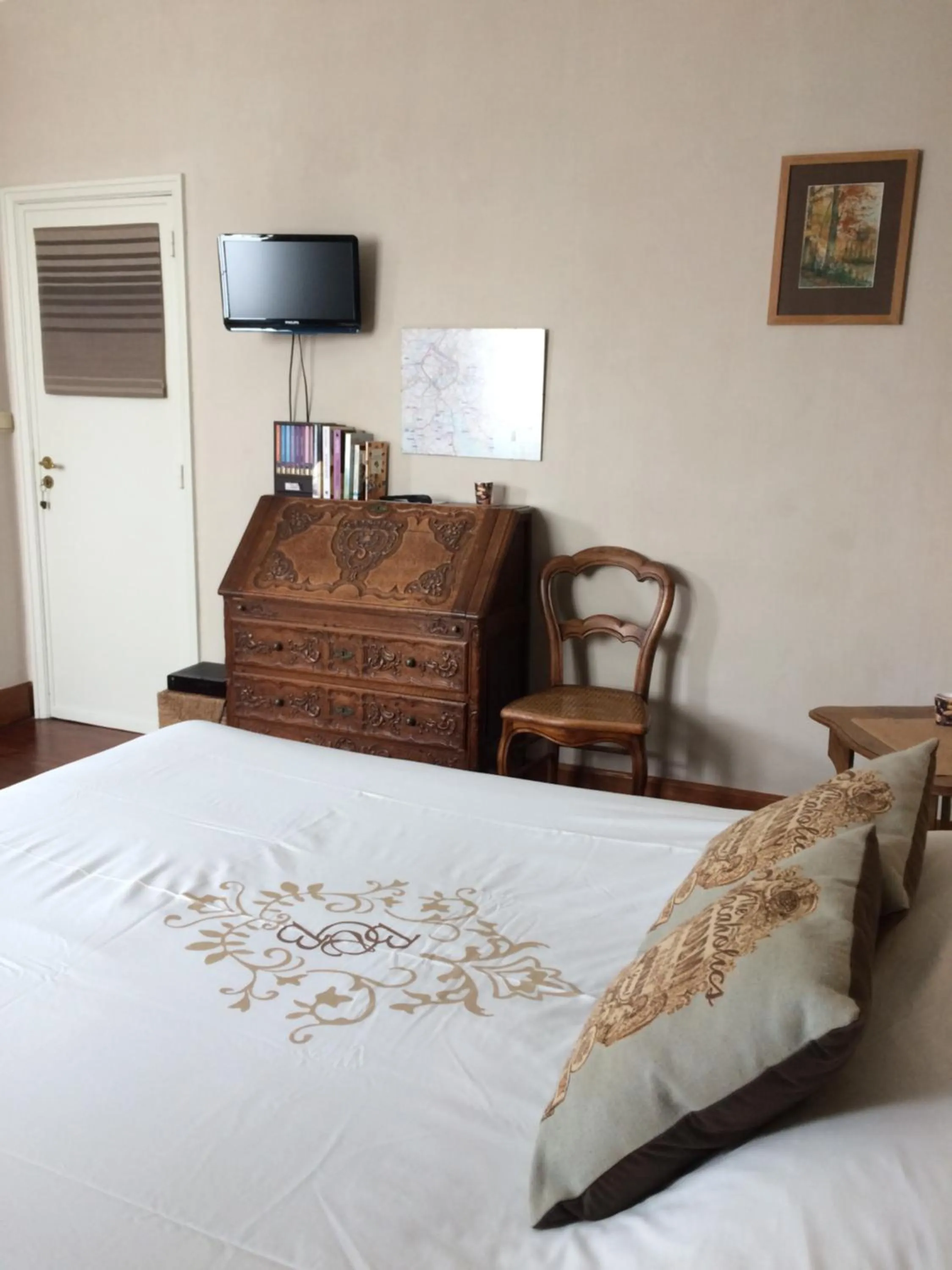 Photo of the whole room, Bed in B&B Chambre Chocolat