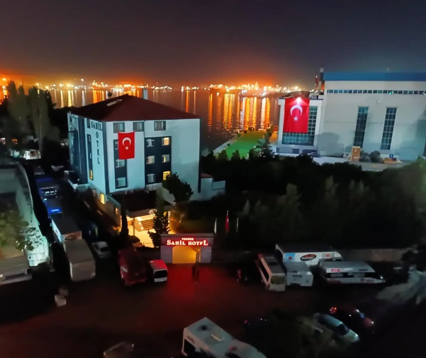 Property building in Sahil Hotel Pendik