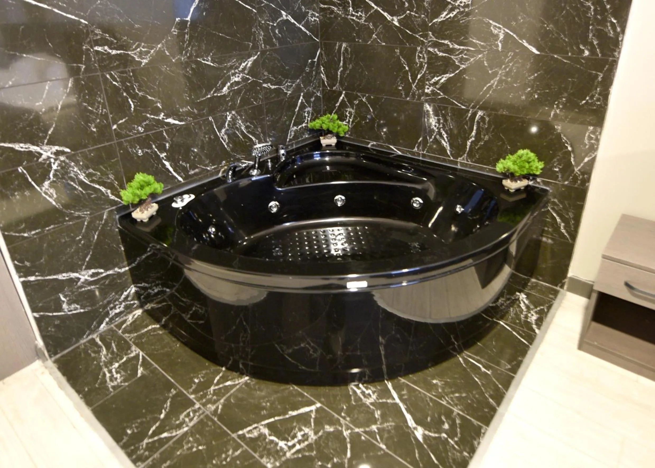 Bath in Sahil Hotel Pendik