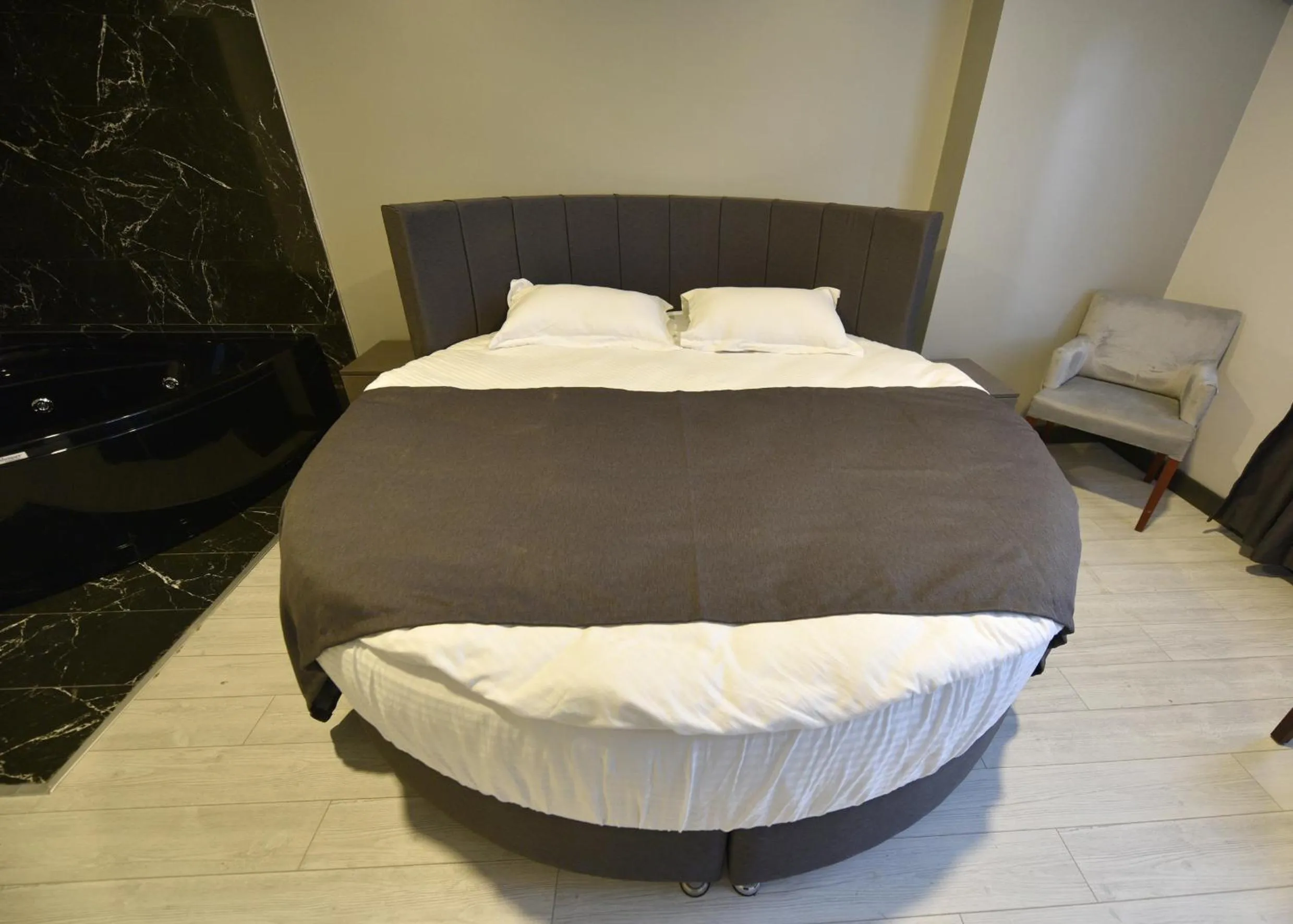 Bed in Sahil Hotel Pendik