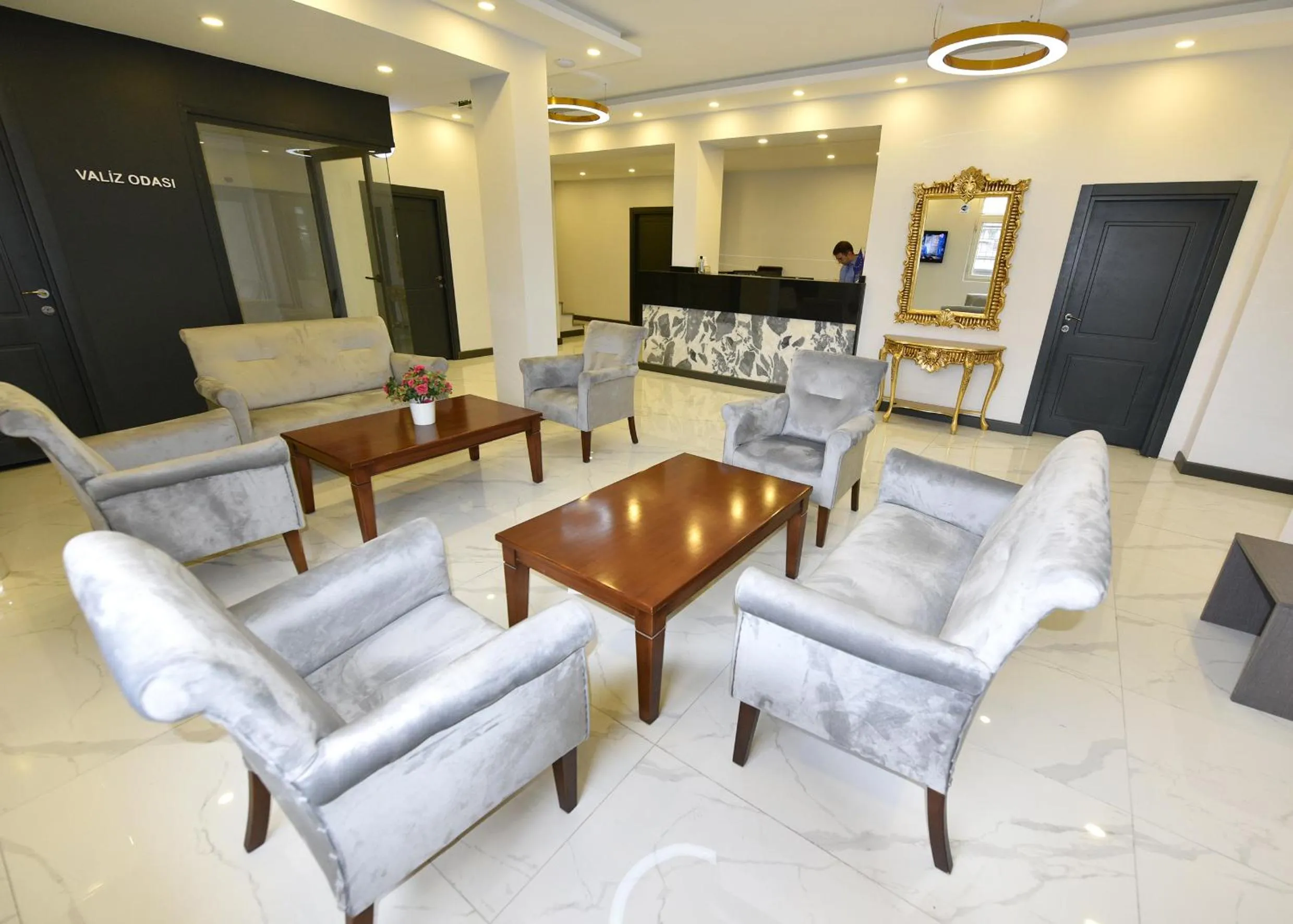 Lobby or reception in Sahil Hotel Pendik