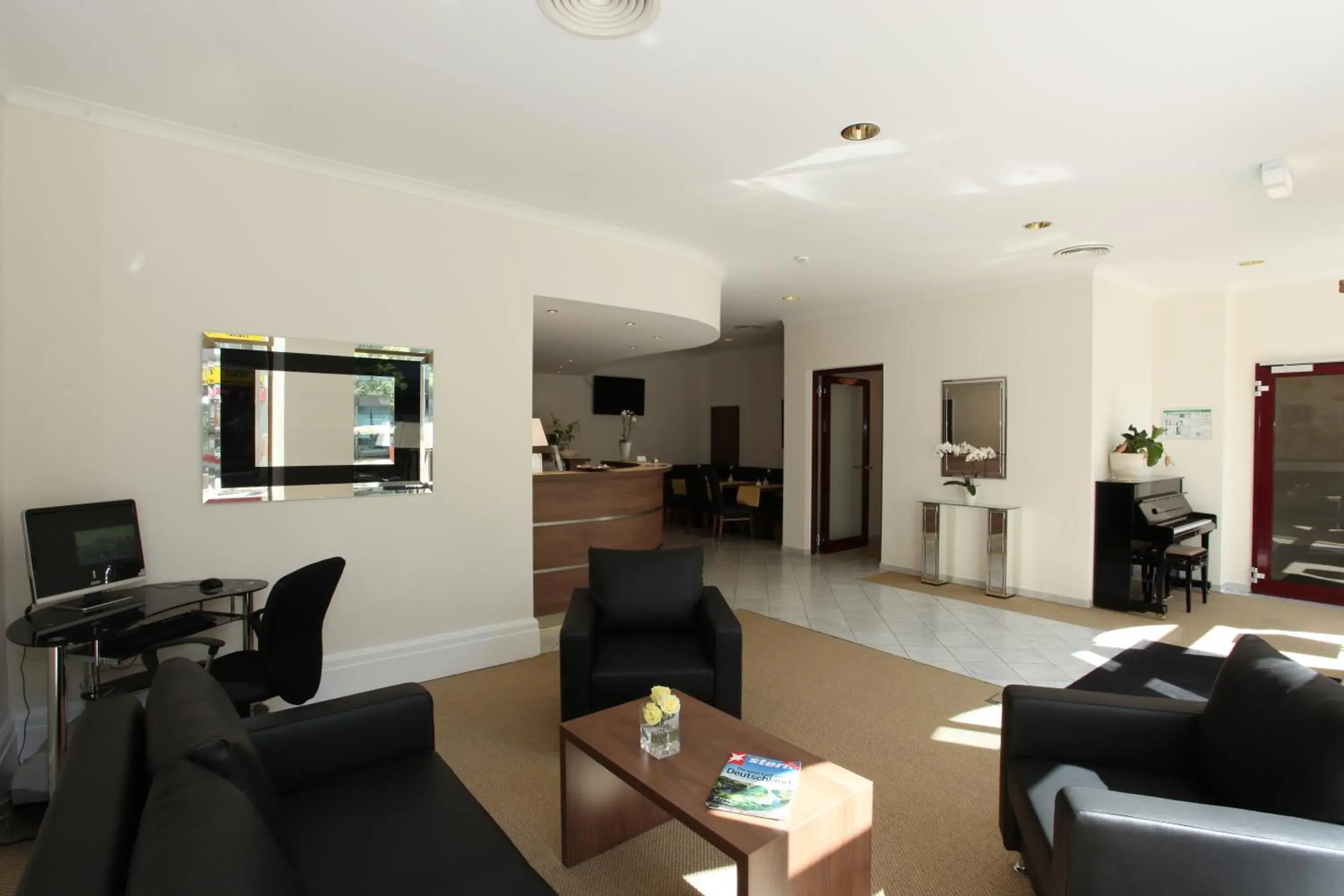 Lobby or reception in Arcade Hotel Lobby or reception in Arcade Hotel