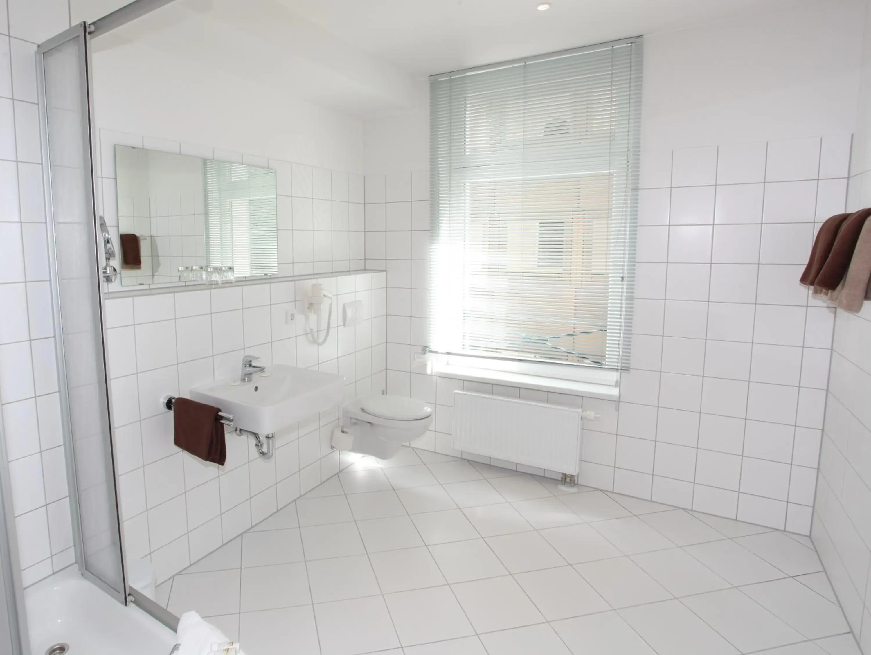 Photo of the whole room in Arcade Hotel Photo of the whole room in Arcade Hotel