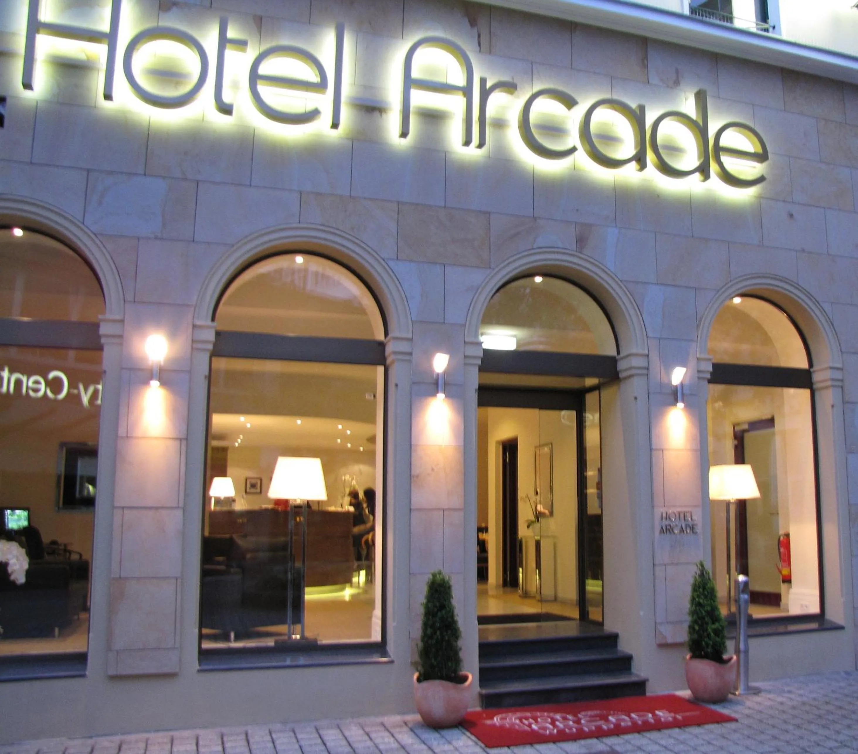 Facade/entrance in Arcade Hotel
