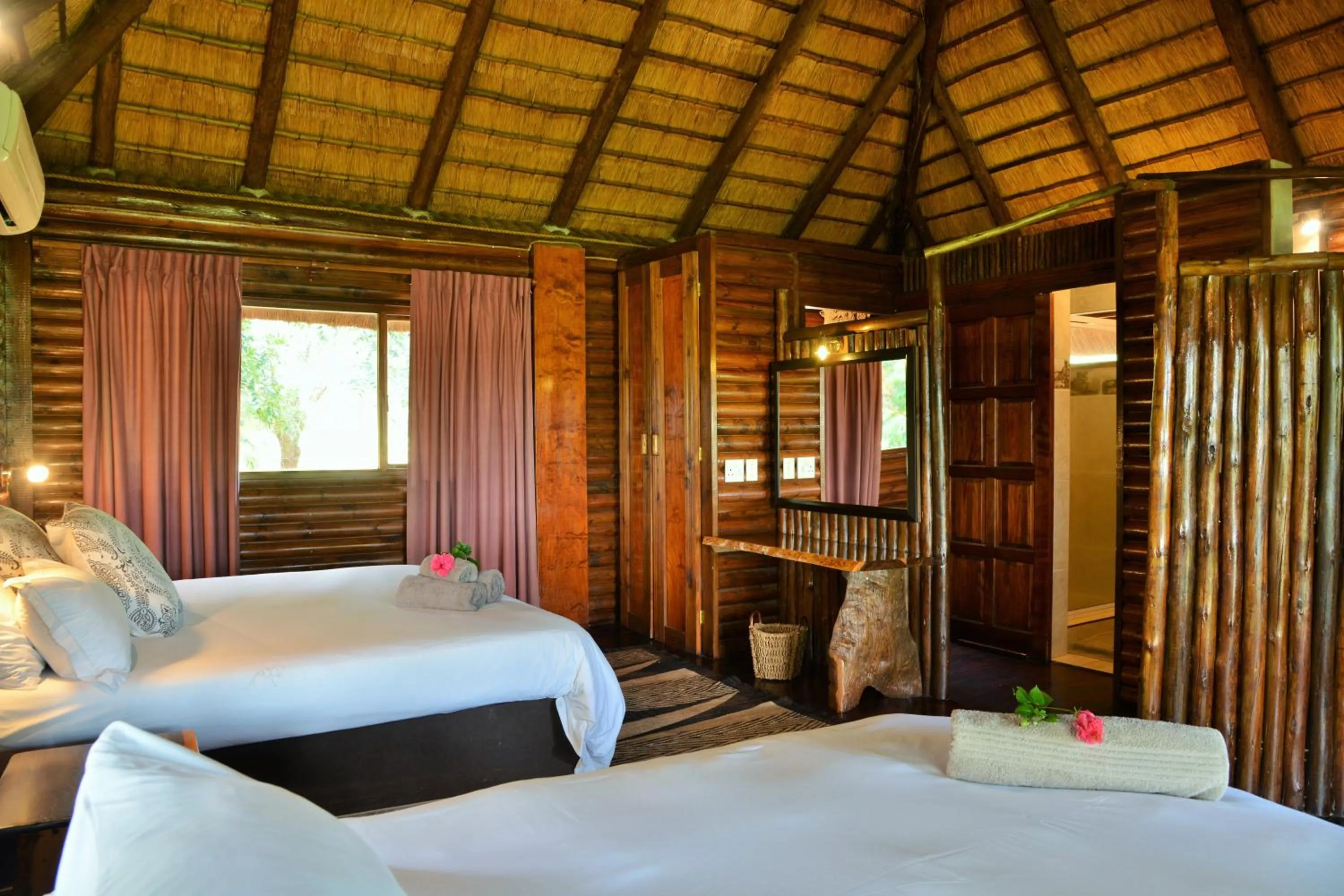 Bed in Elephant Walk Retreat