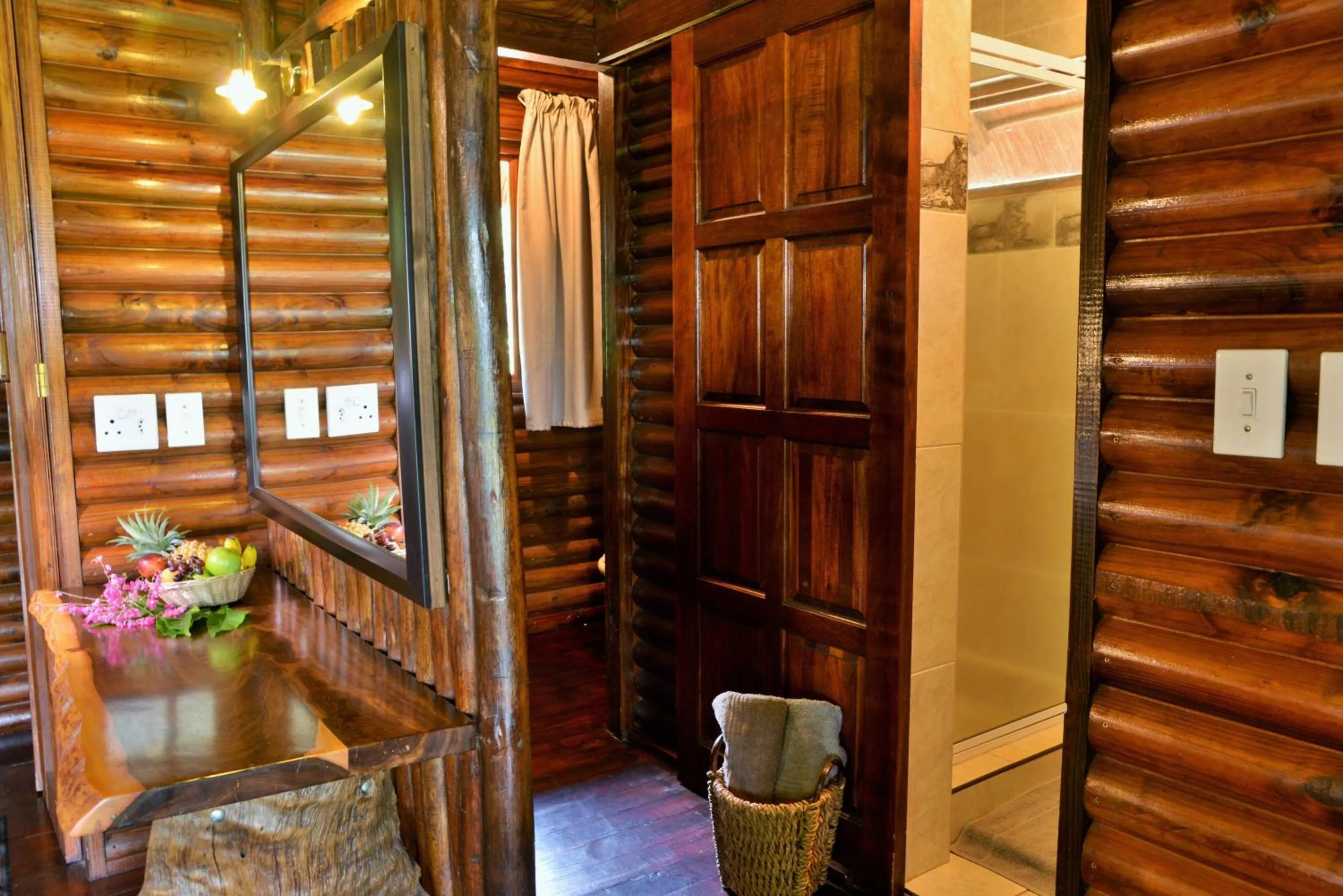 Shower in Elephant Walk Retreat