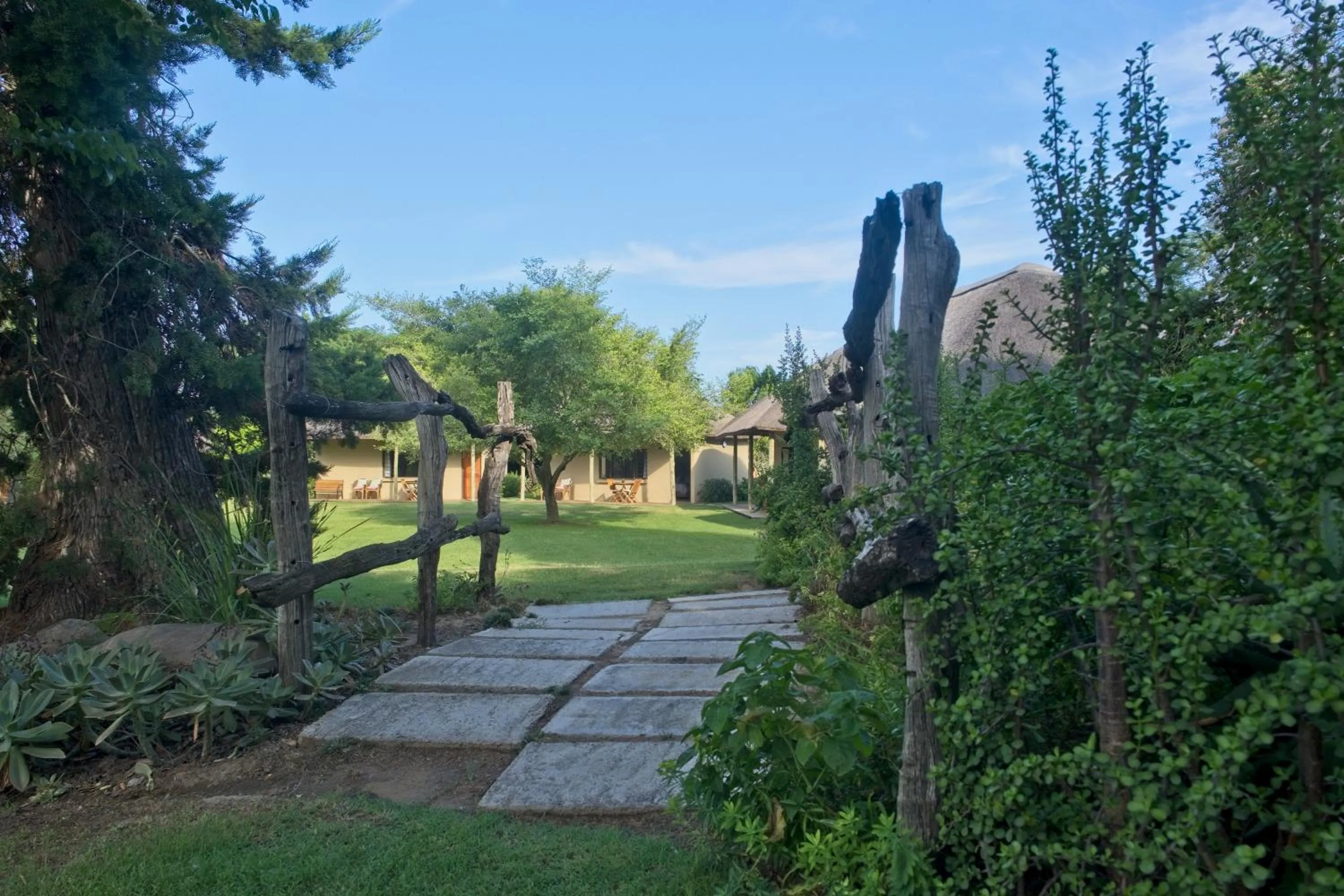 Garden in Chrislin African Lodge