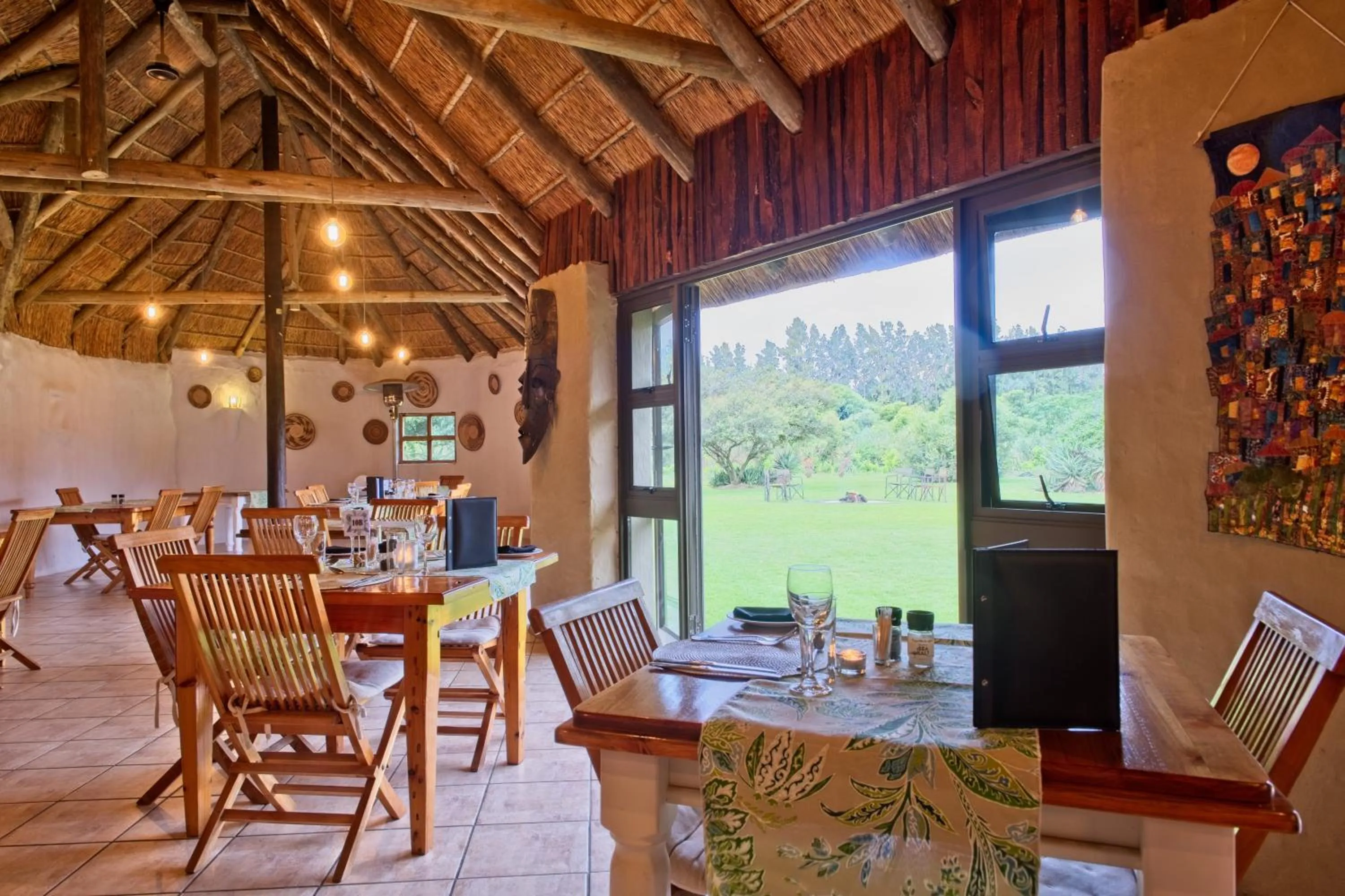 Restaurant/places to eat in Chrislin African Lodge