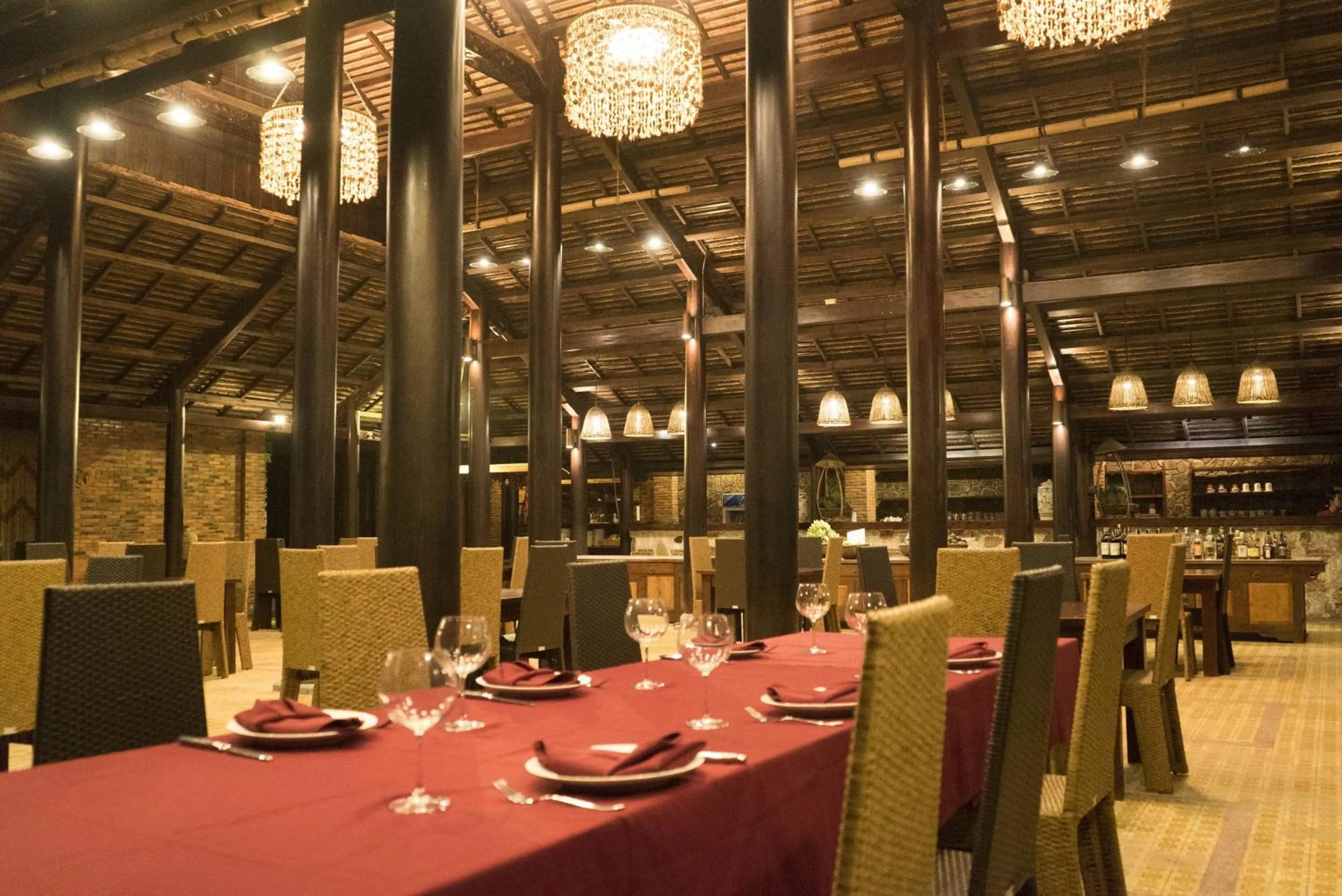 Restaurant/places to eat in Blue Shell Resort