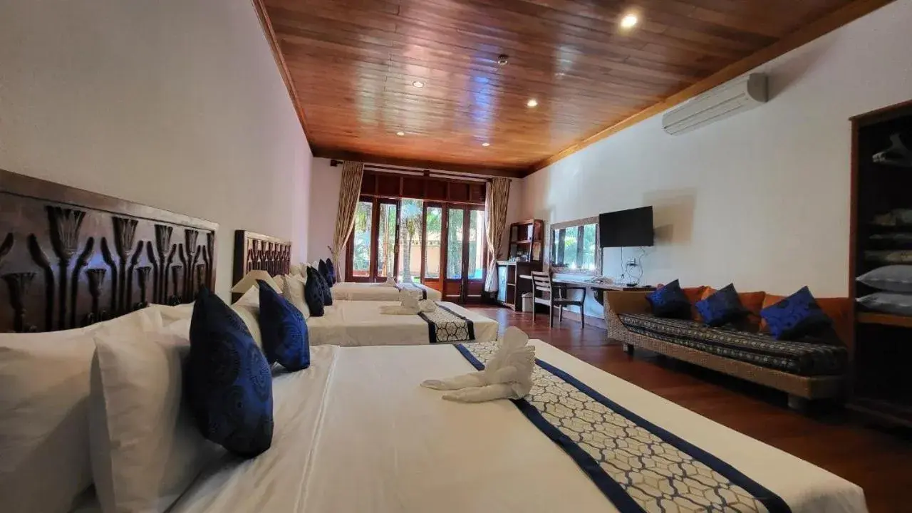 Bed in Blue Shell Resort Bed in Blue Shell Resort