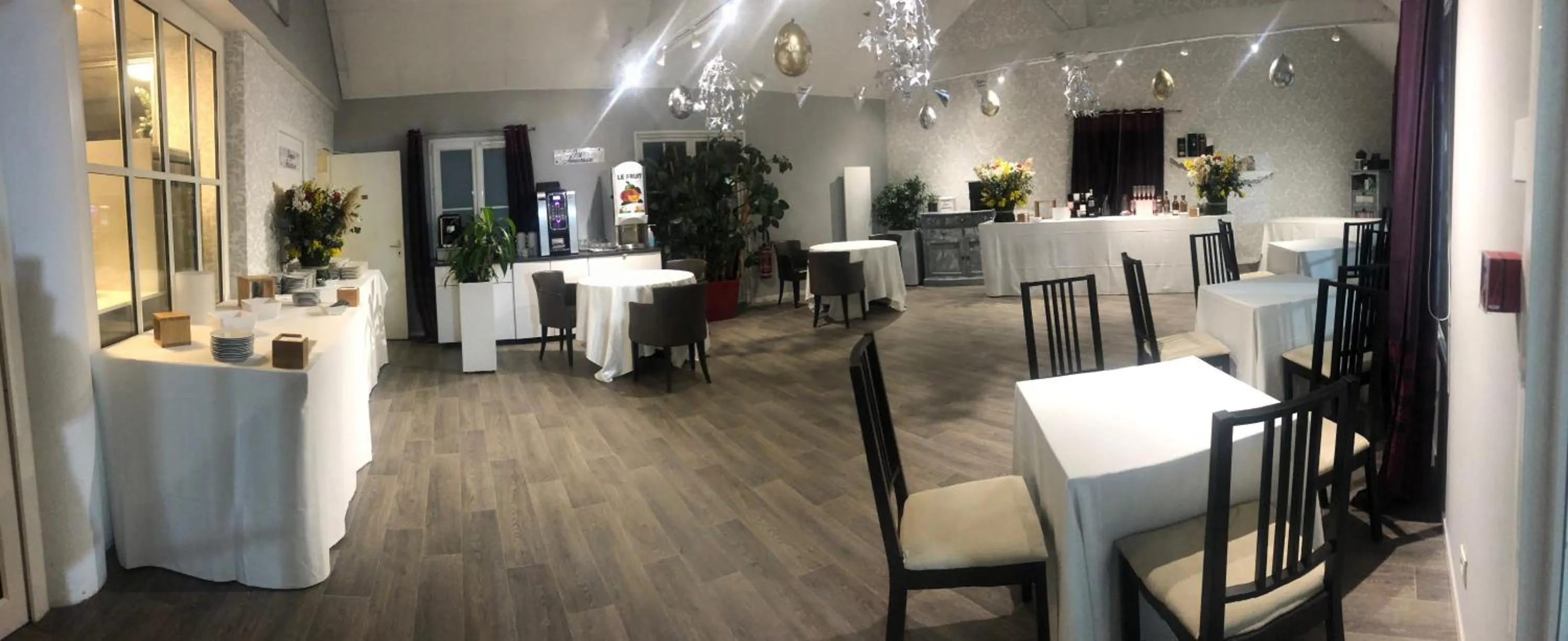 Banquet/Function facilities in Hôtel HAPY