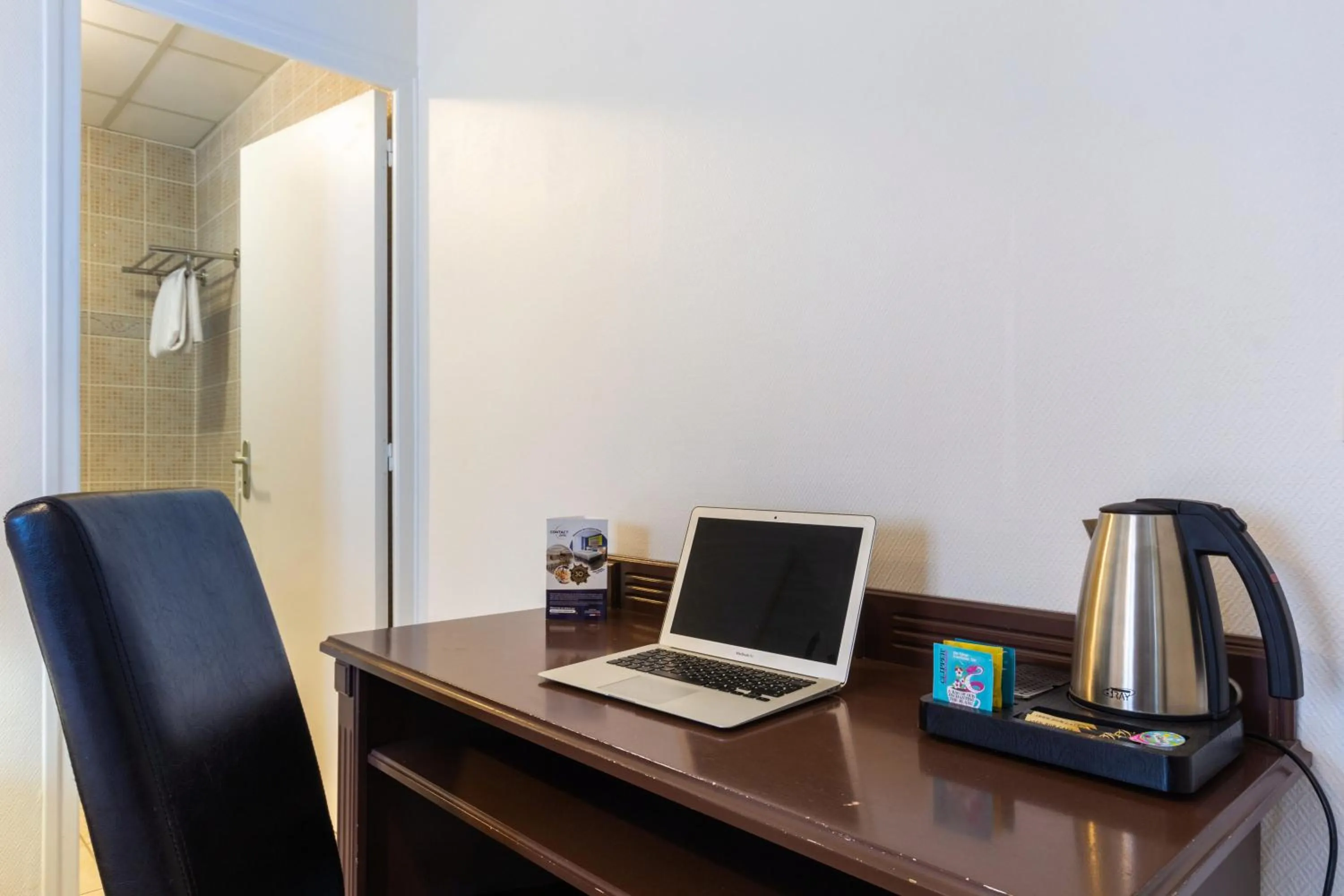 Seating area in Hôtel HAPY
