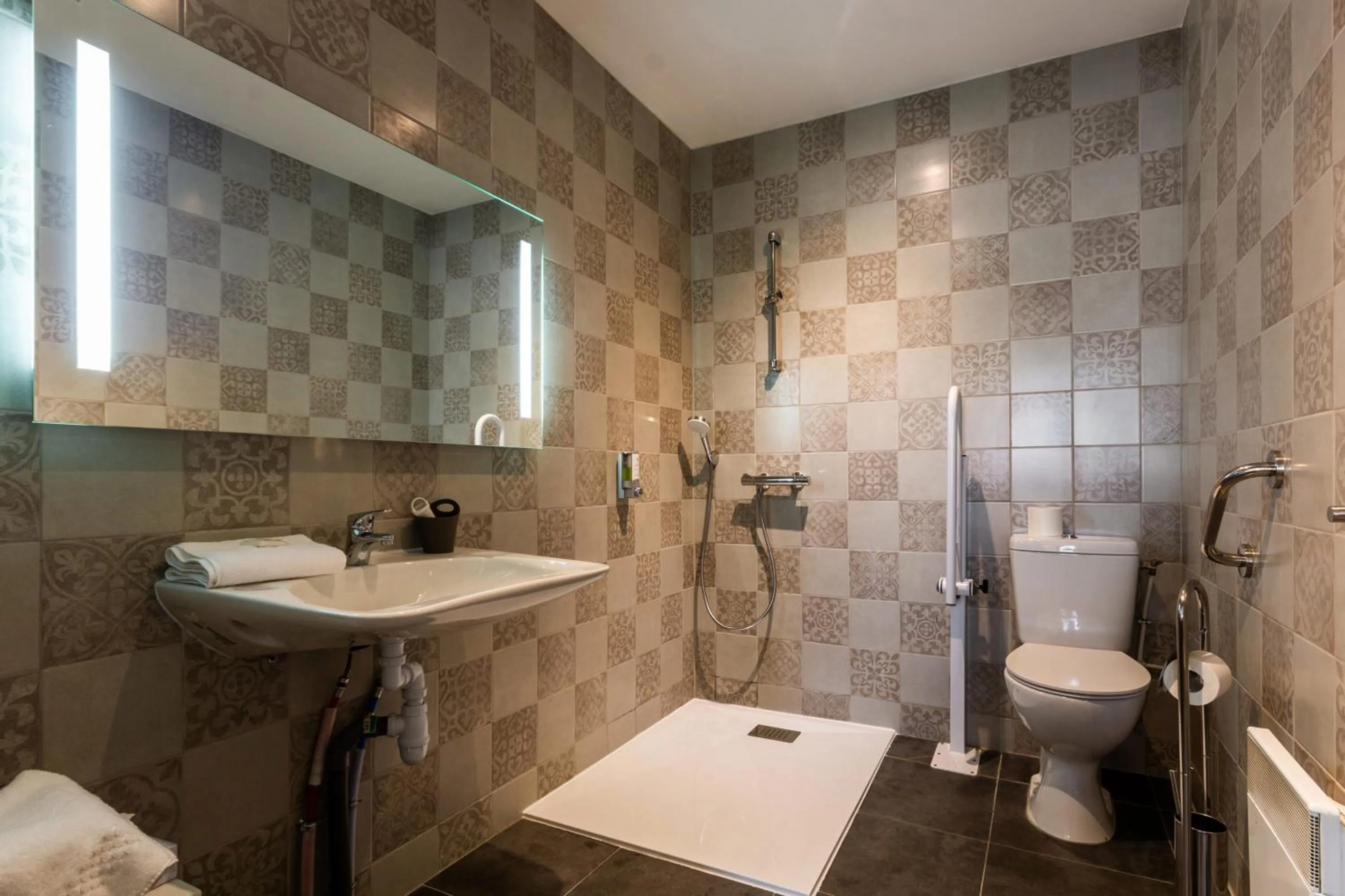 acessibility in Hôtel HAPY