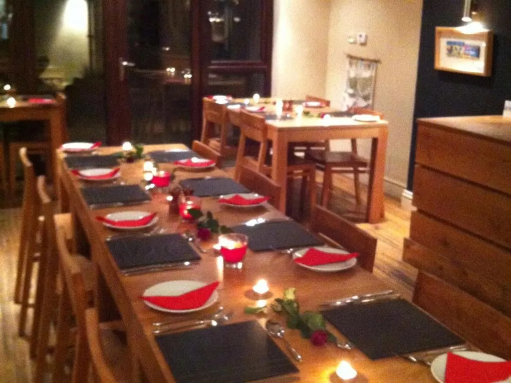 Dining area in Blas Gwyr