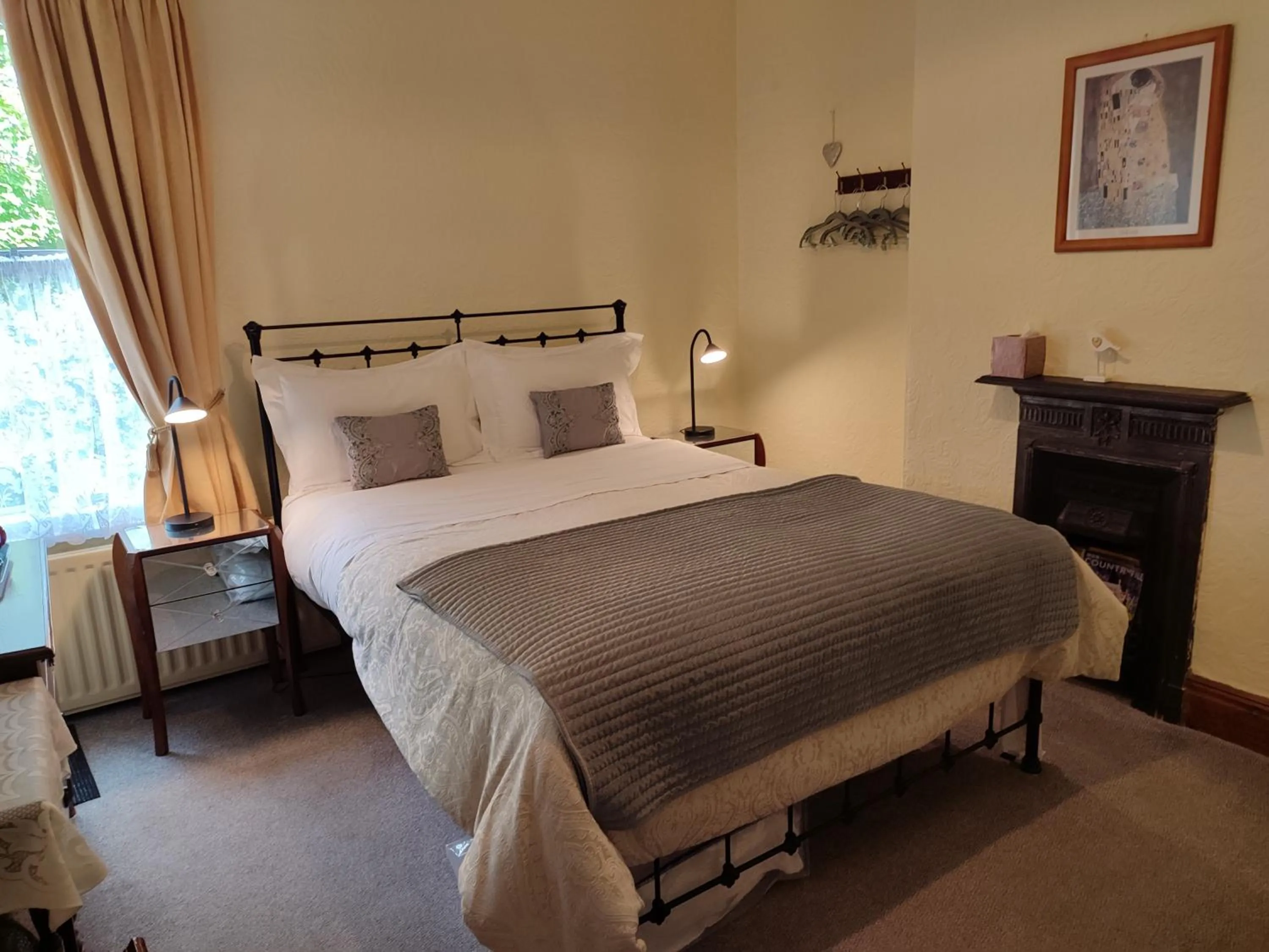 Bed in Anton Guest House Bed and Breakfast