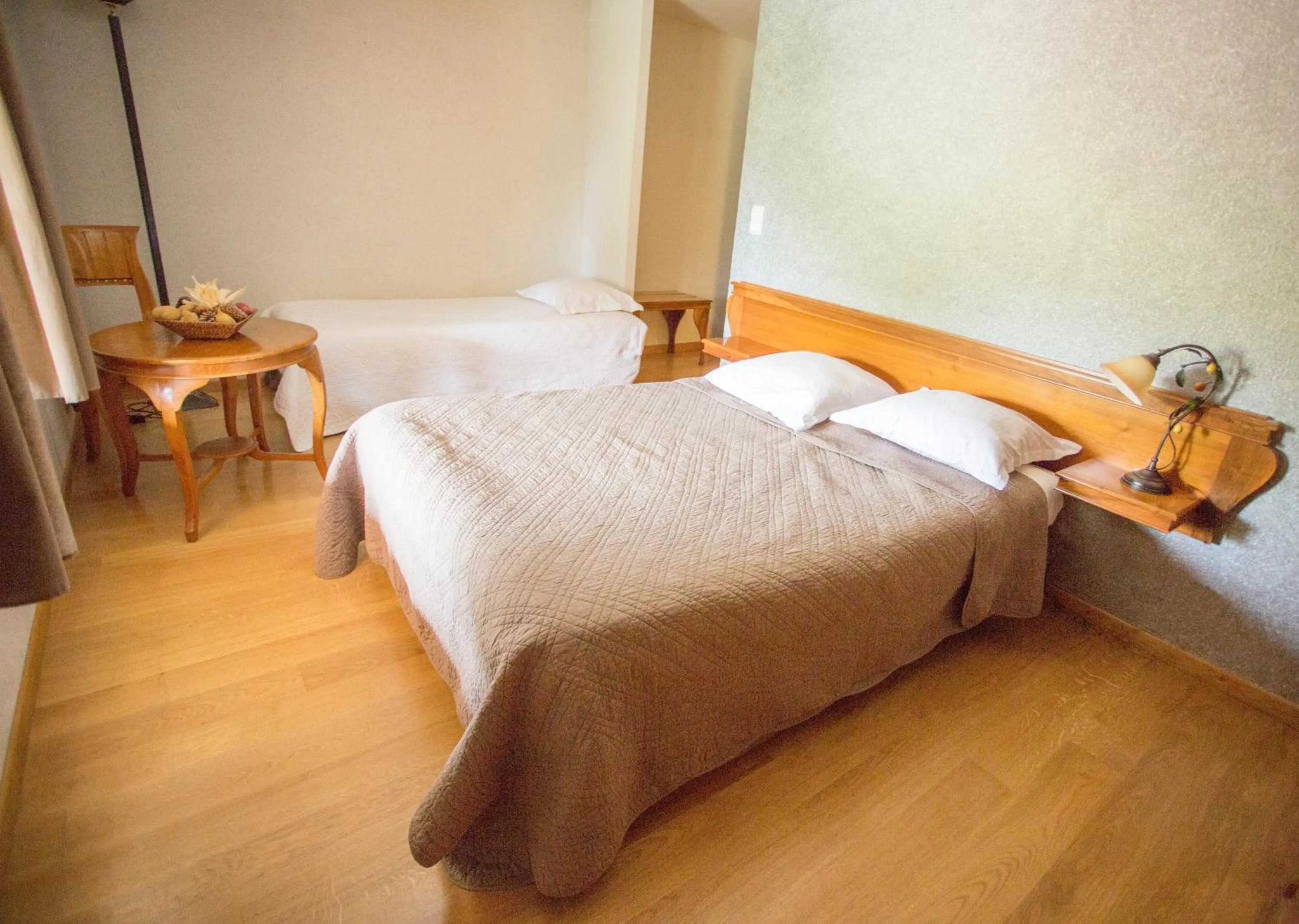 Photo of the whole room, Bed in Le Bonheur dans le Pré