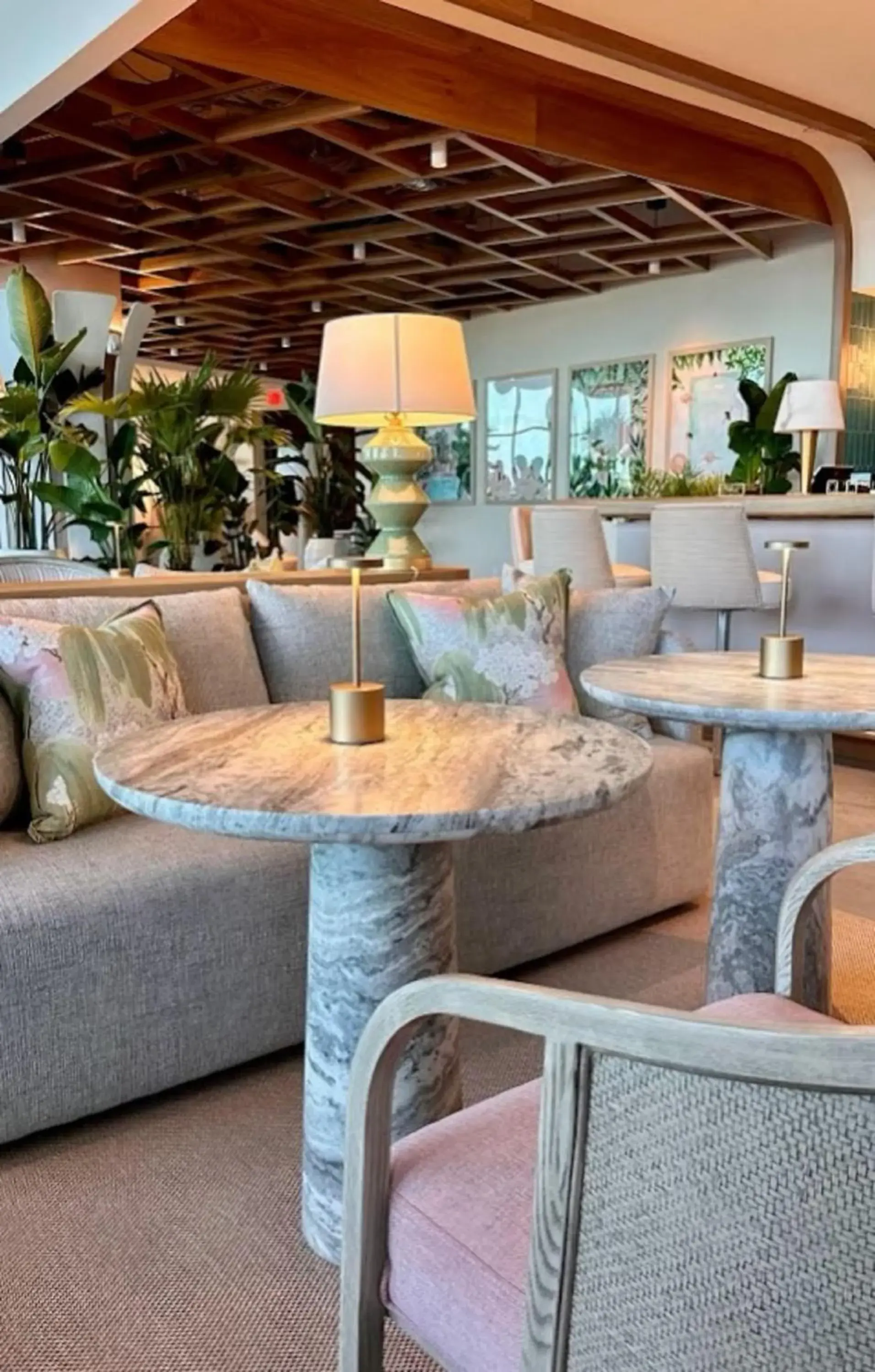 Lounge or bar in Wave Resort Lounge or bar in Wave Resort