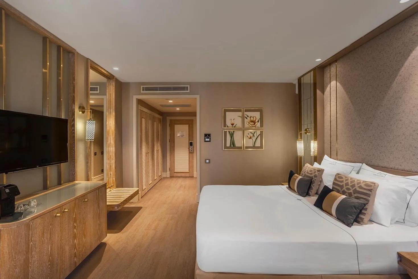 Bed in Ela Excellence Resort Belek