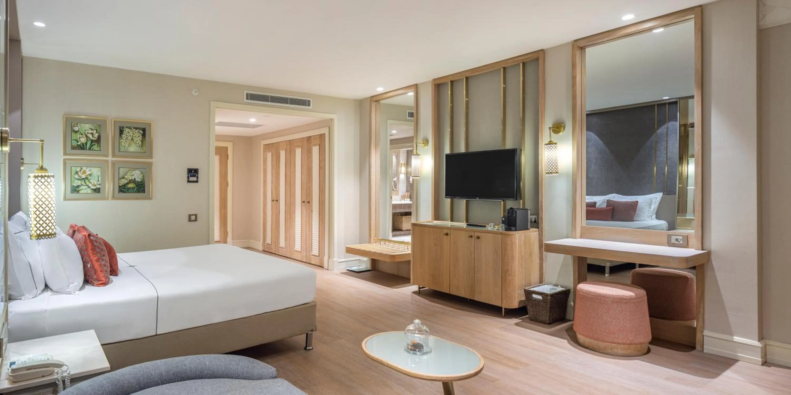 Photo of the whole room, Bed in Ela Excellence Resort Belek