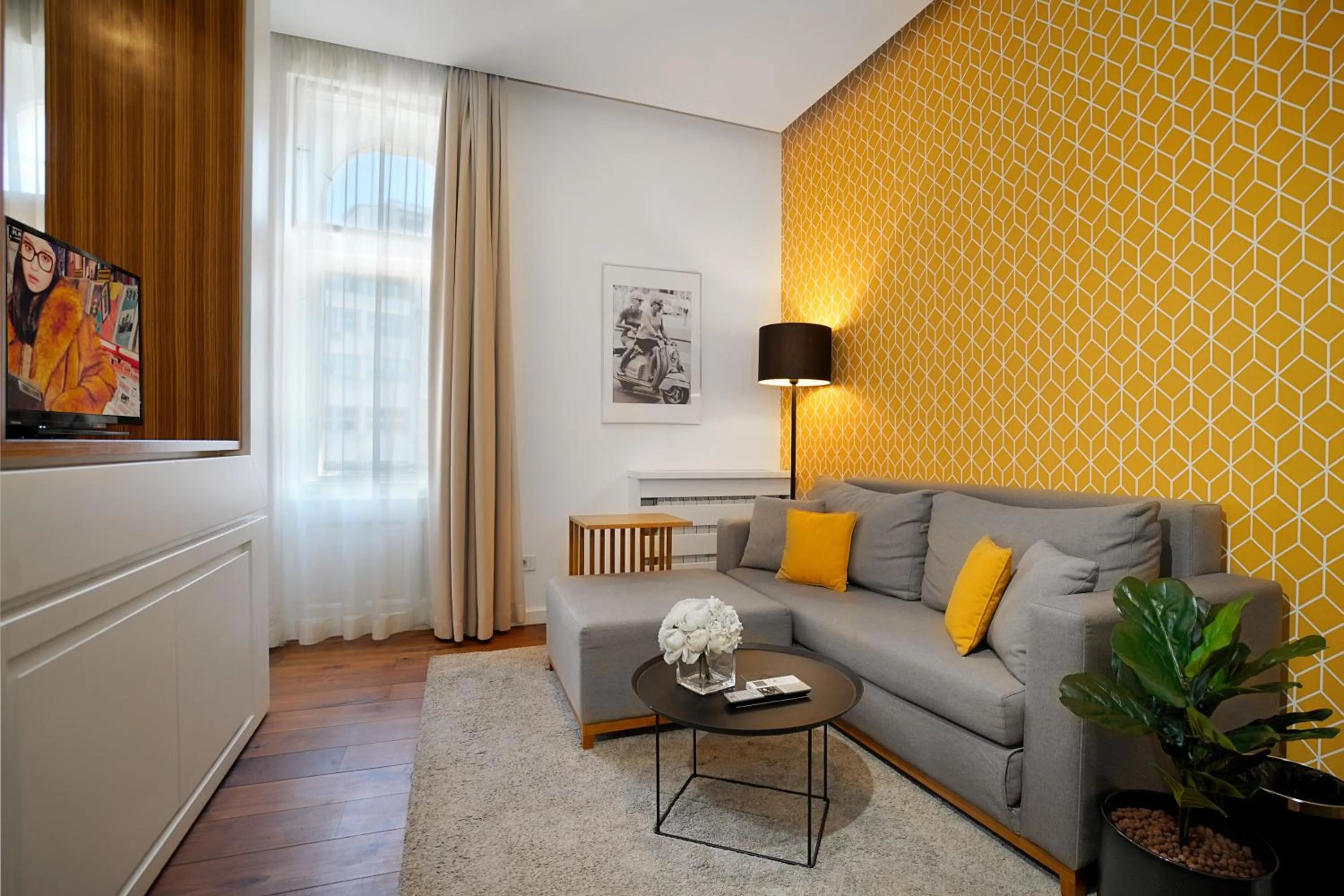 Seating area in Dominic Smart & Luxury Suites - Terazije