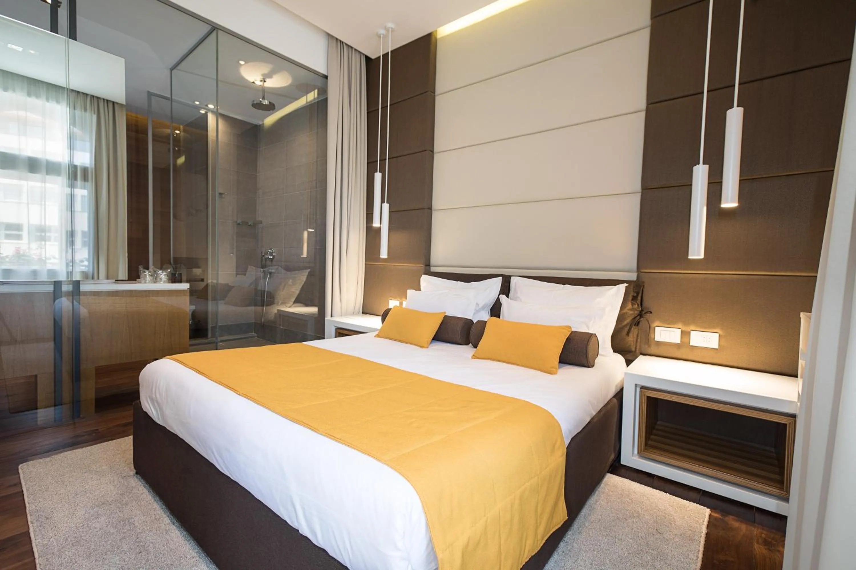 Bathroom, Bed in Dominic Smart & Luxury Suites - Terazije