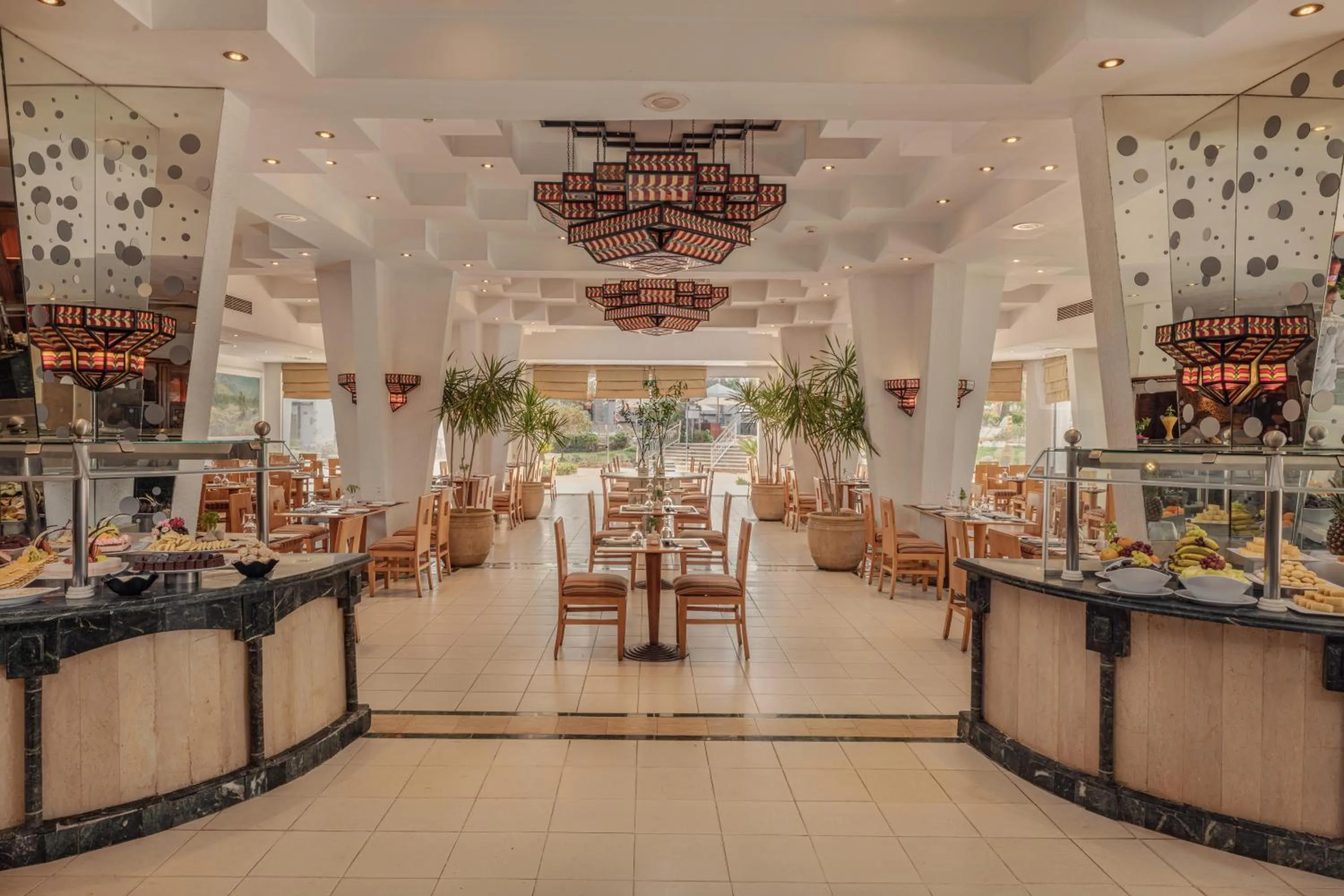 Restaurant/places to eat in JAZ Fayrouz