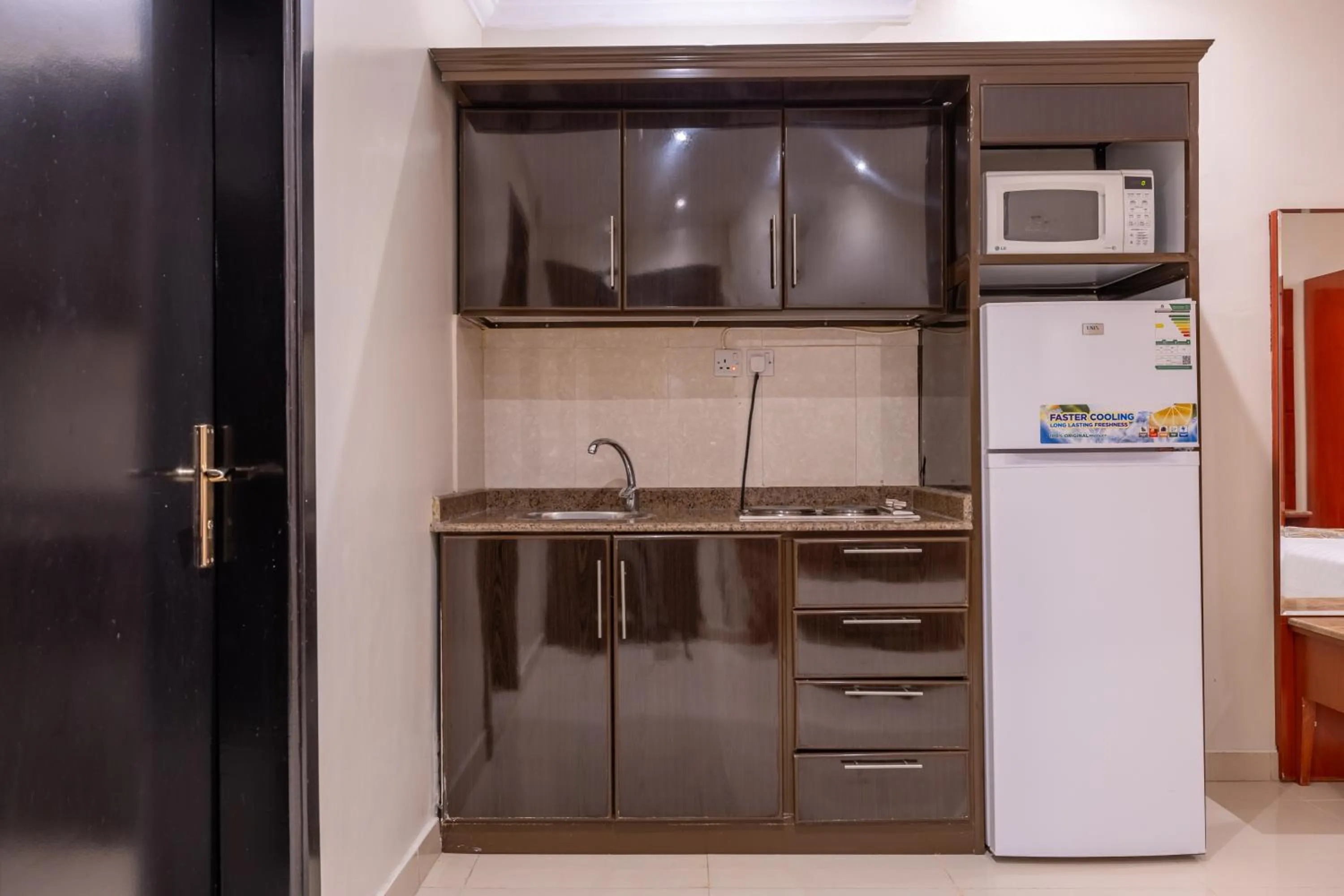 Al Muhaidb Residence Al Takhasossi 3