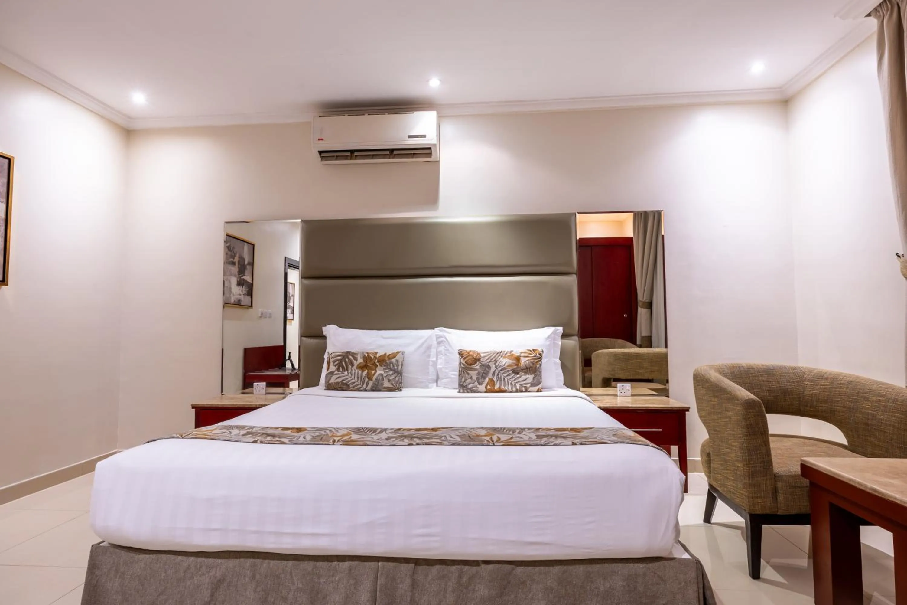 Bed in Al Muhaidb Residence Al Takhasossi 3