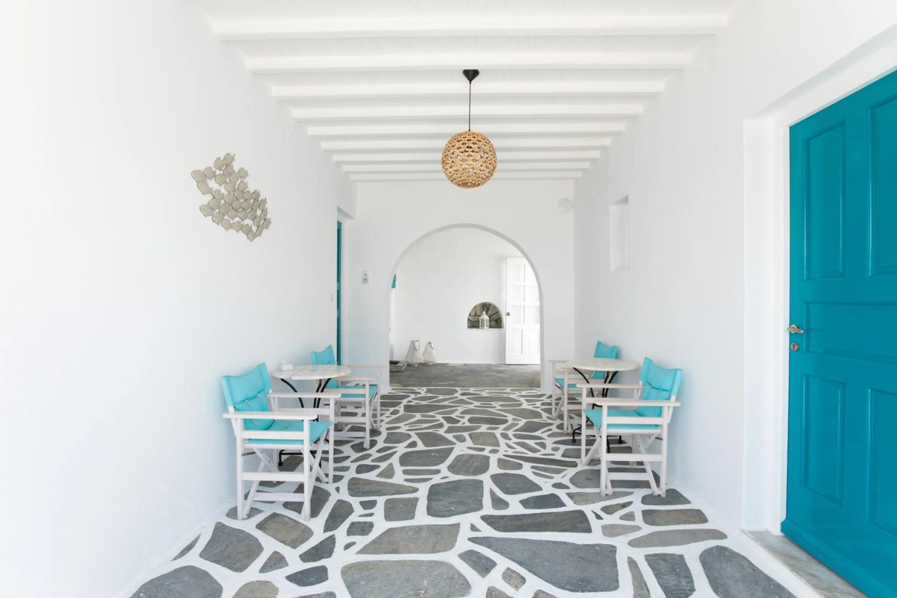 Property building in Cyclades Blue