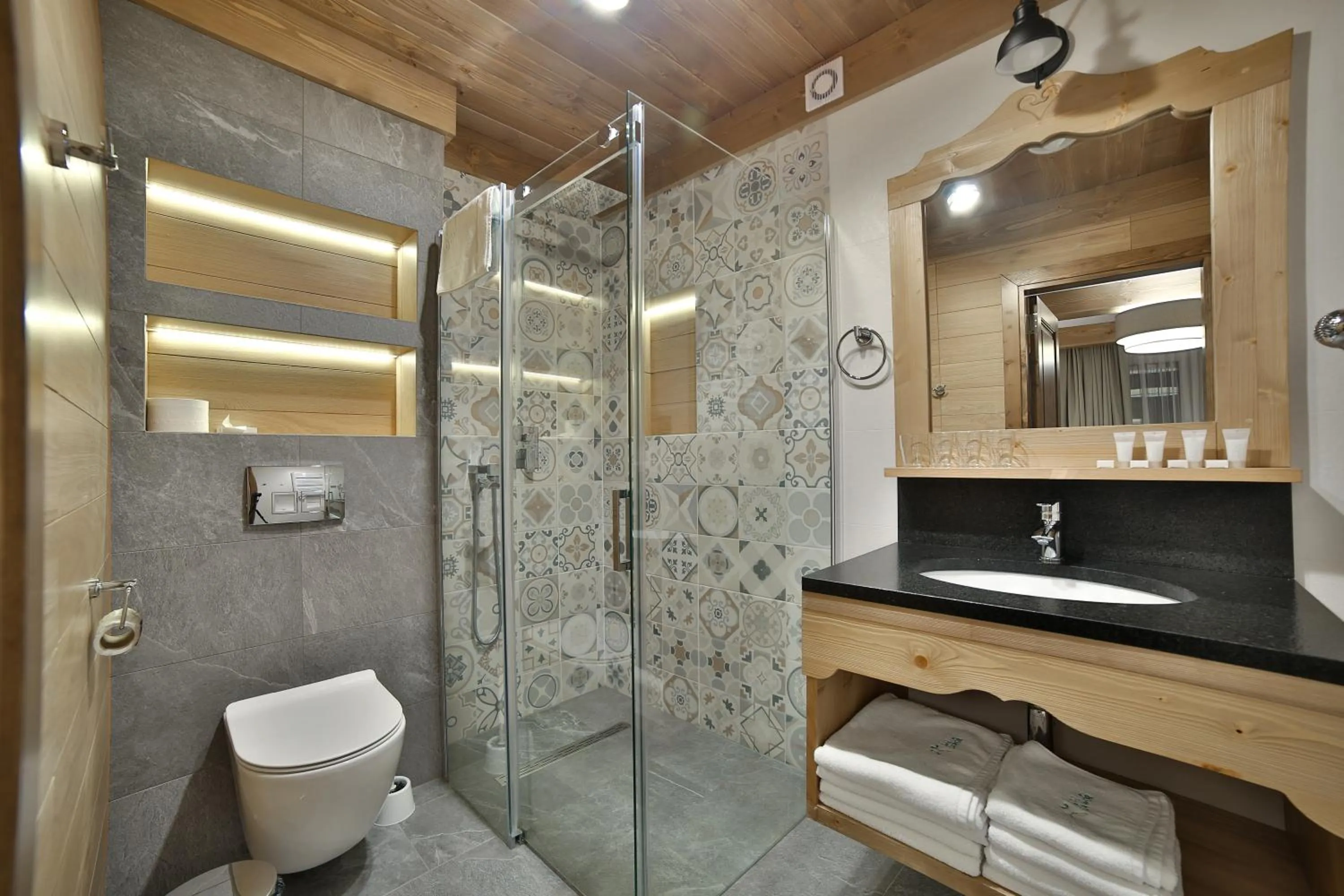 Bathroom in Hotel&SPA Jawor