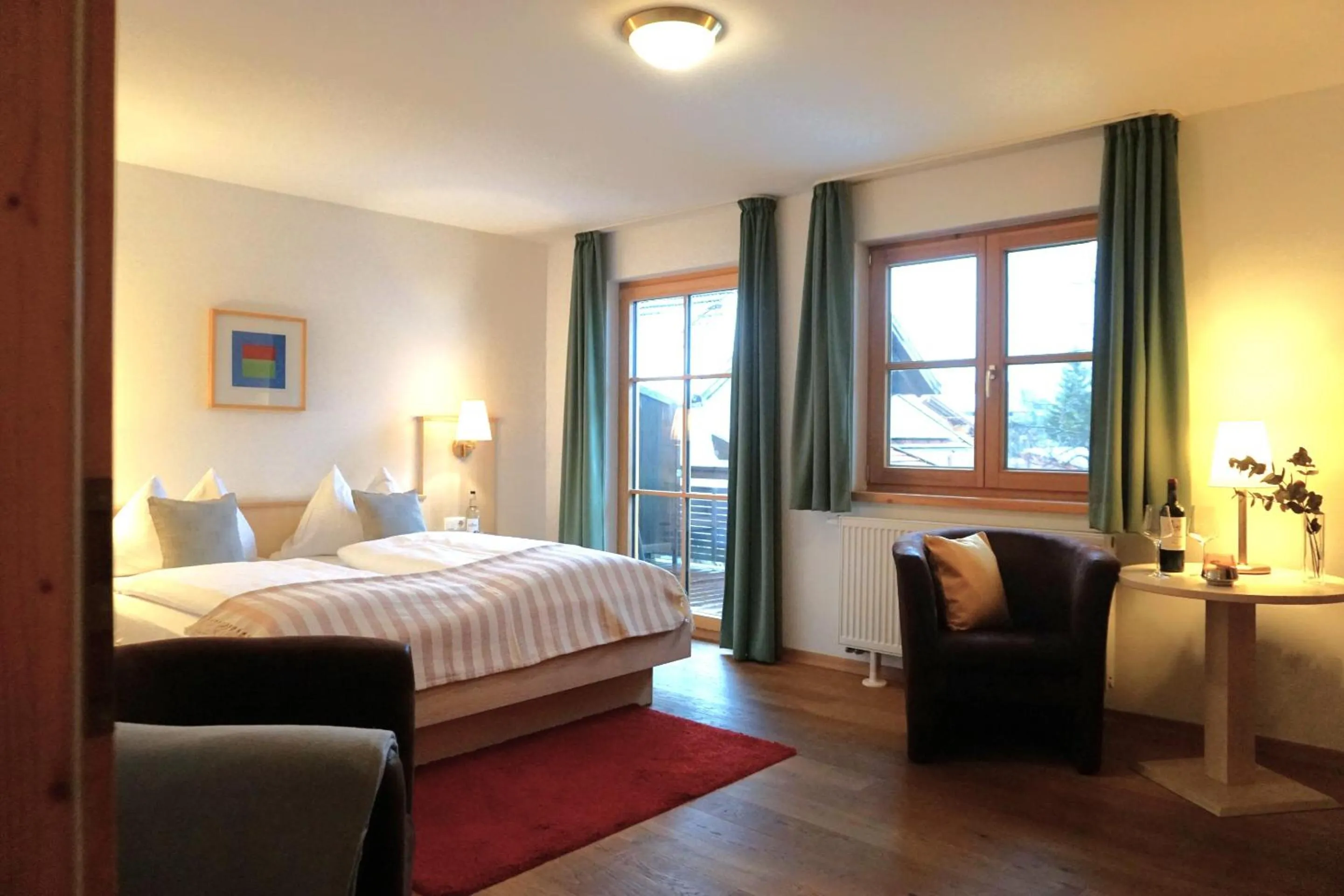 Bedroom, Bed in Landhotel und Gasthof Kirchberger
