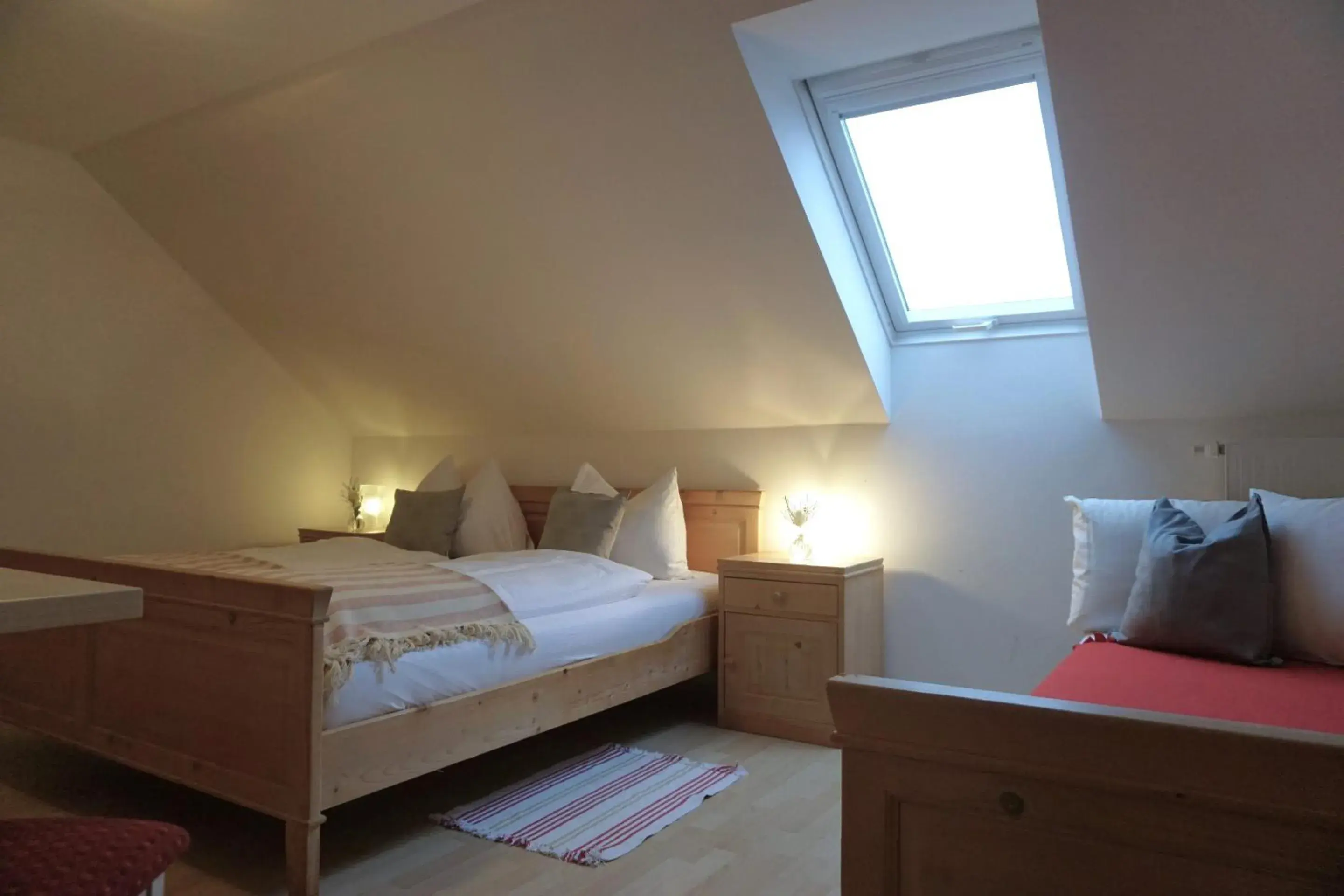 Bedroom, Bed in Landhotel und Gasthof Kirchberger