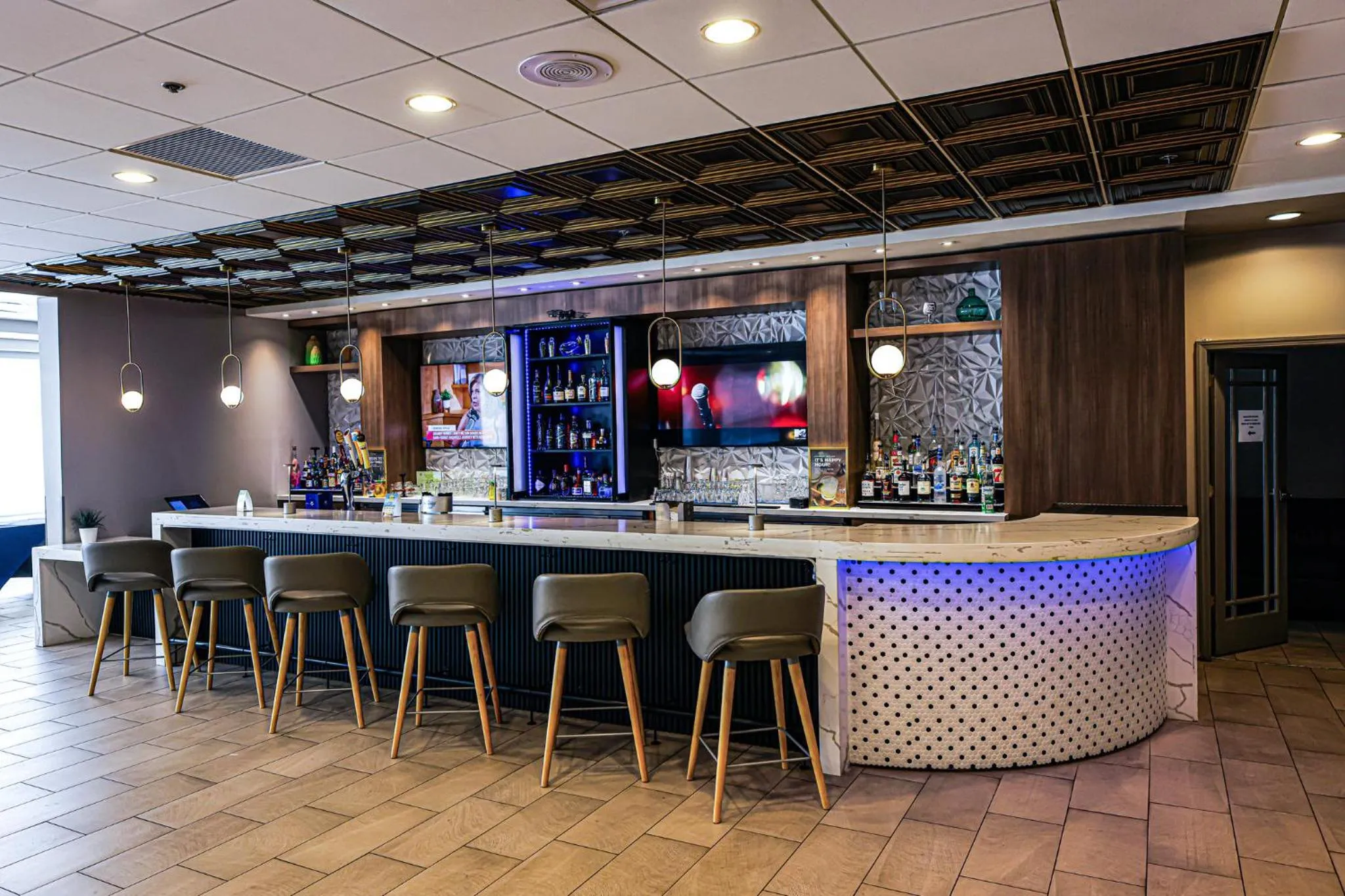 Lounge or bar in Holiday Inn - Piscataway - Somerset by IHG