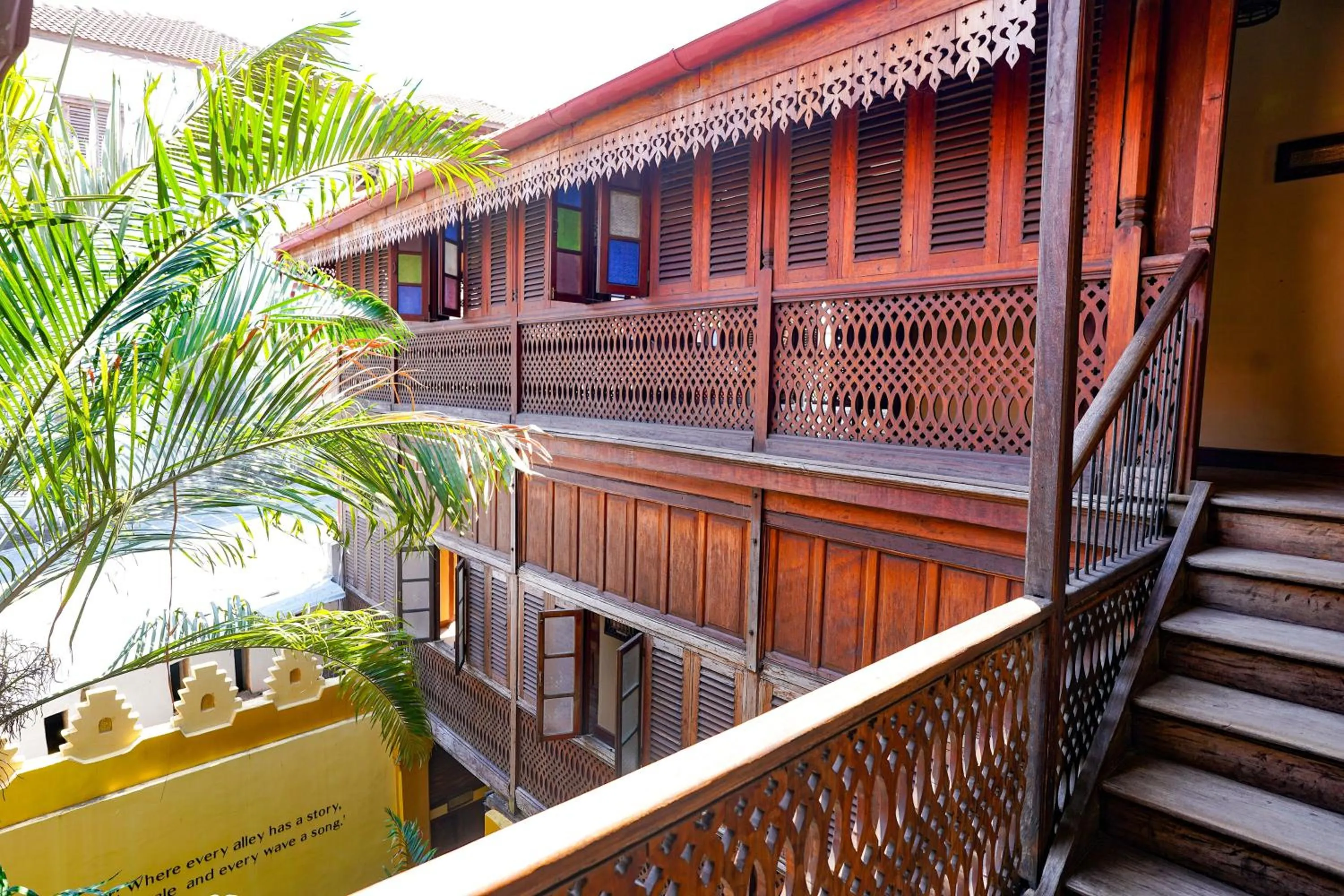 Facade/entrance in Jafferji House