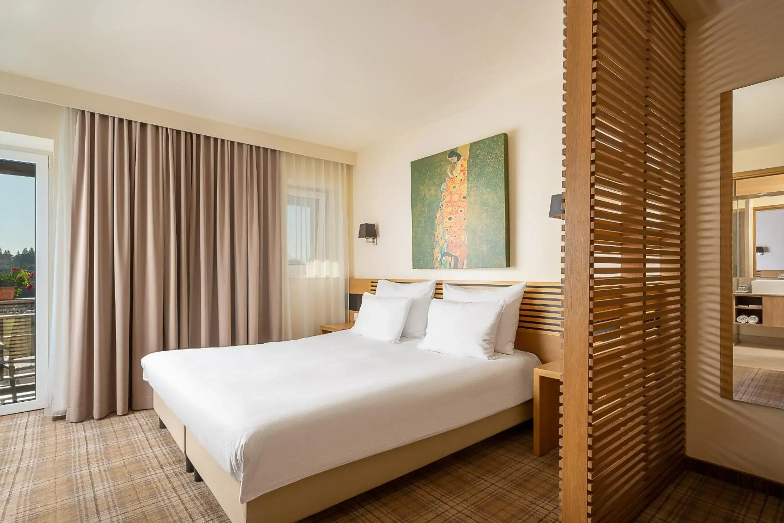 King Room with Balcony in Ana Hotels Sport Poiana Brasov King Room with Balcony in Ana Hotels Sport Poiana Brasov