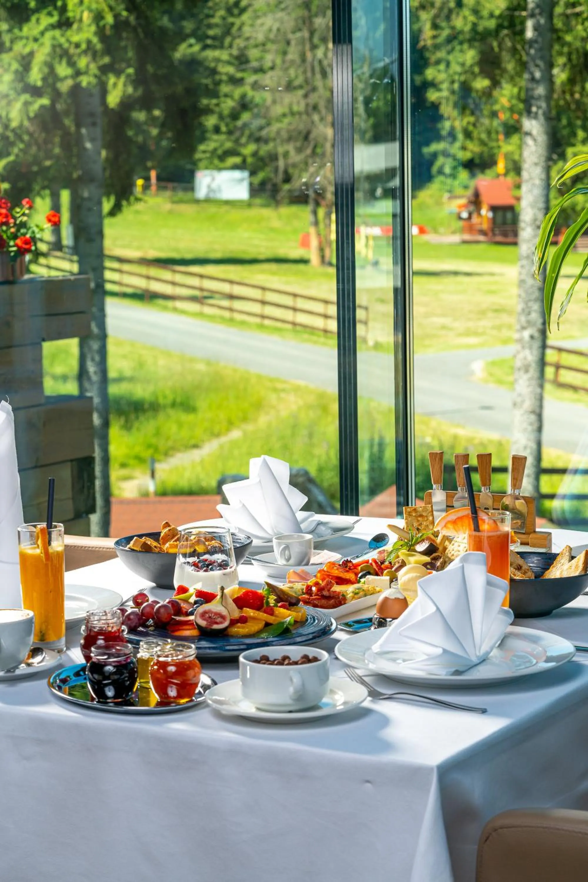 Restaurant/places to eat in Ana Hotels Sport Poiana Brasov