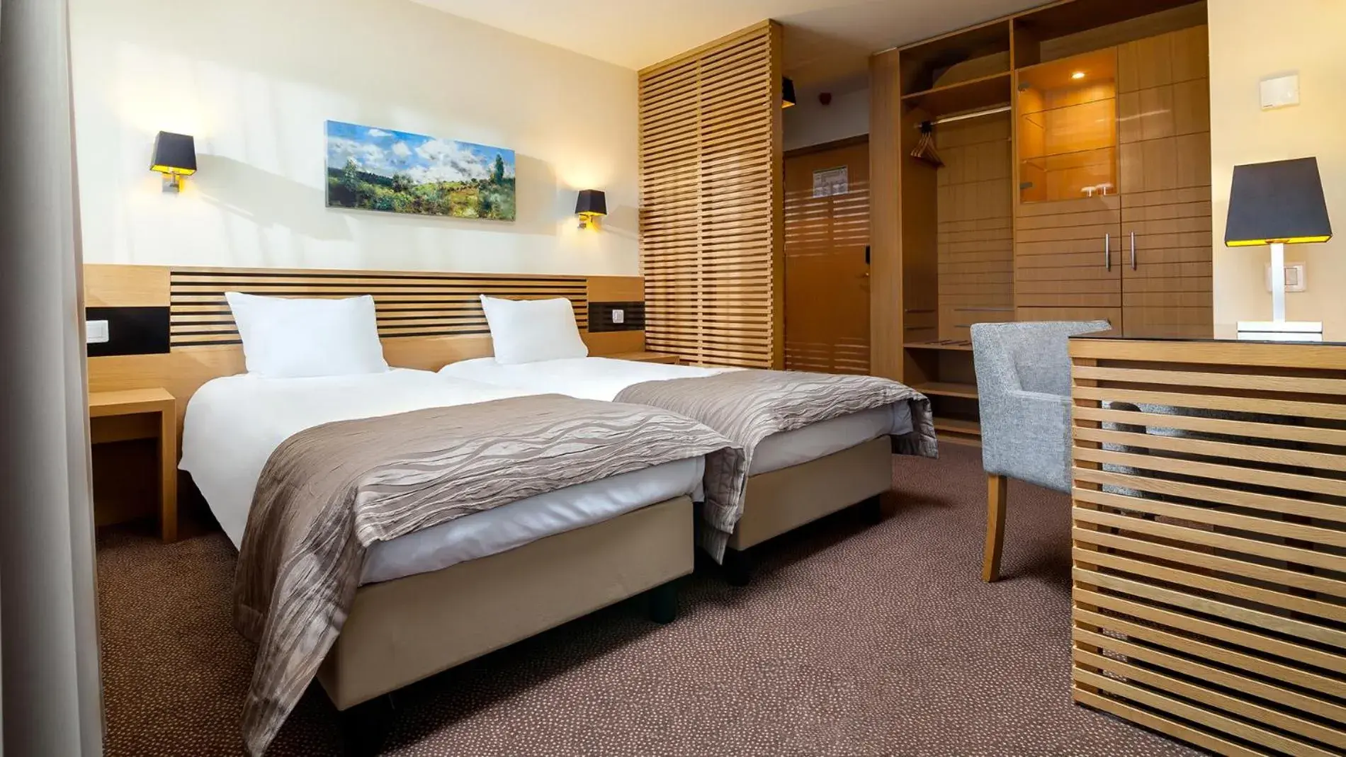 Twin Room in Ana Hotels Sport Poiana Brasov Twin Room in Ana Hotels Sport Poiana Brasov
