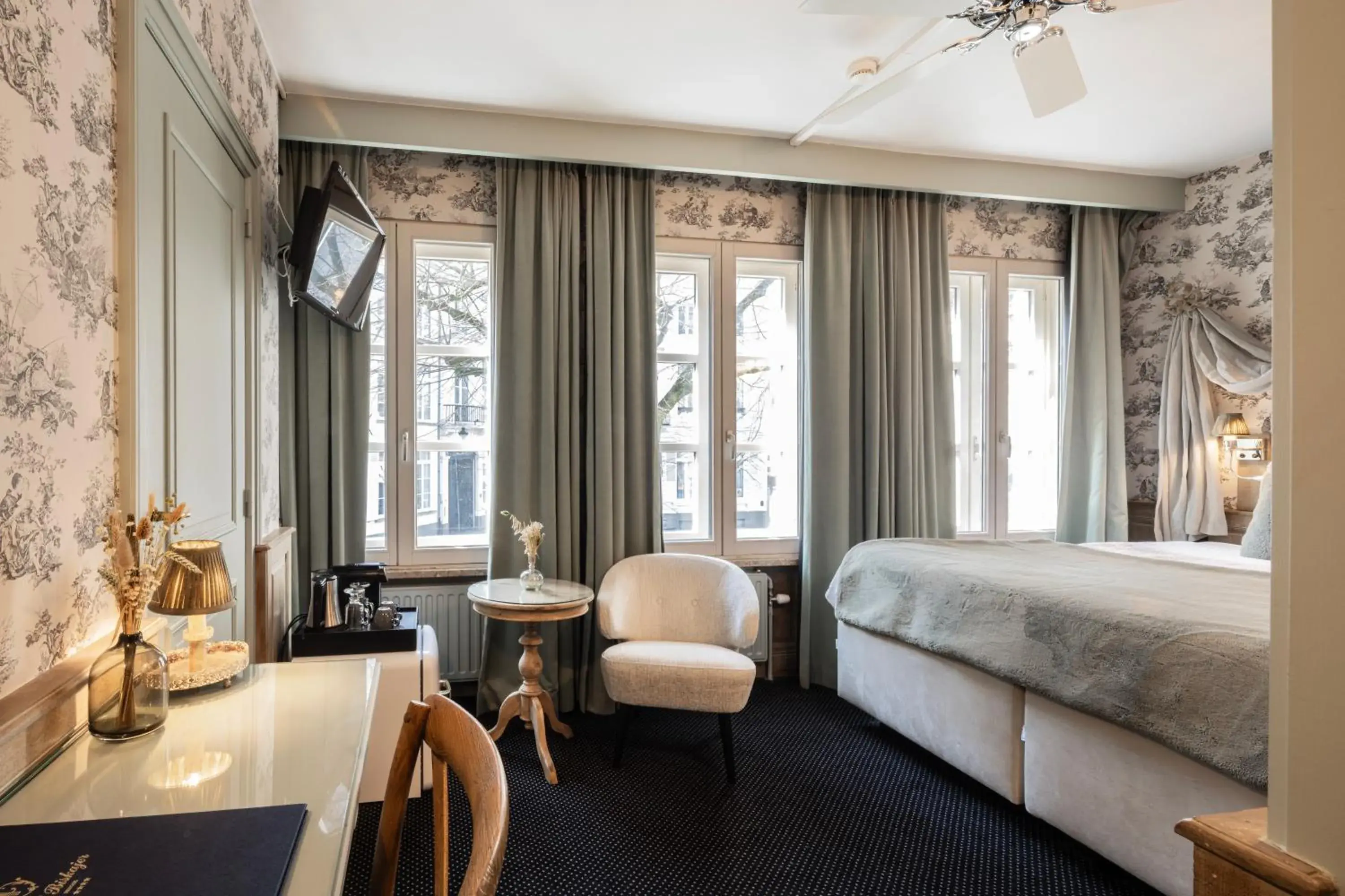 Bed in Hotel Biskajer by CW Hotel Collection Bed in Hotel Biskajer by CW Hotel Collection