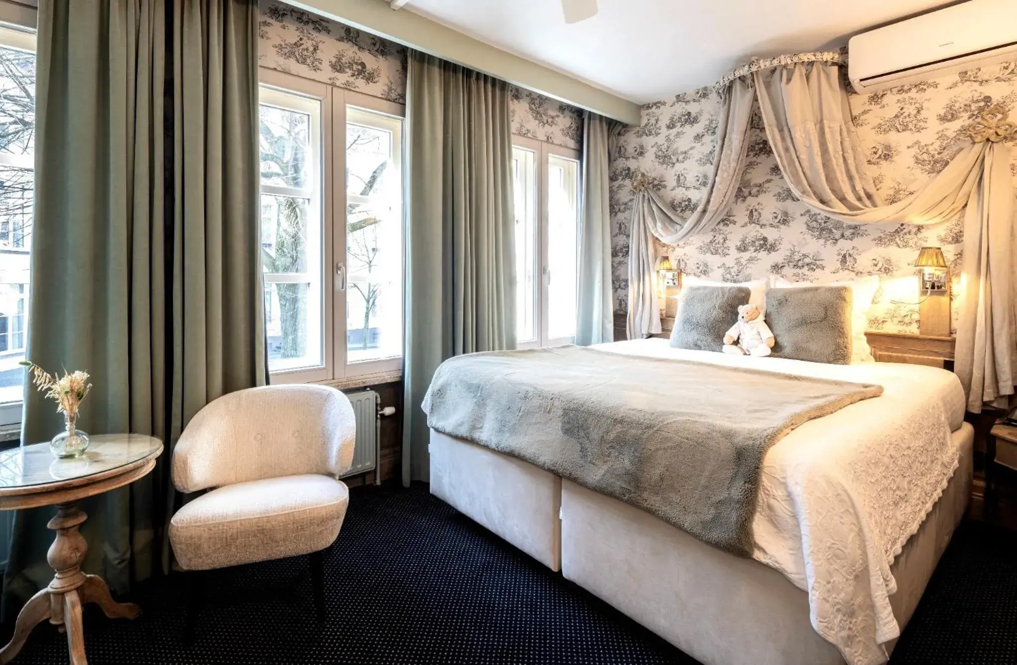 Bed in Hotel Biskajer by CW Hotel Collection Bed in Hotel Biskajer by CW Hotel Collection