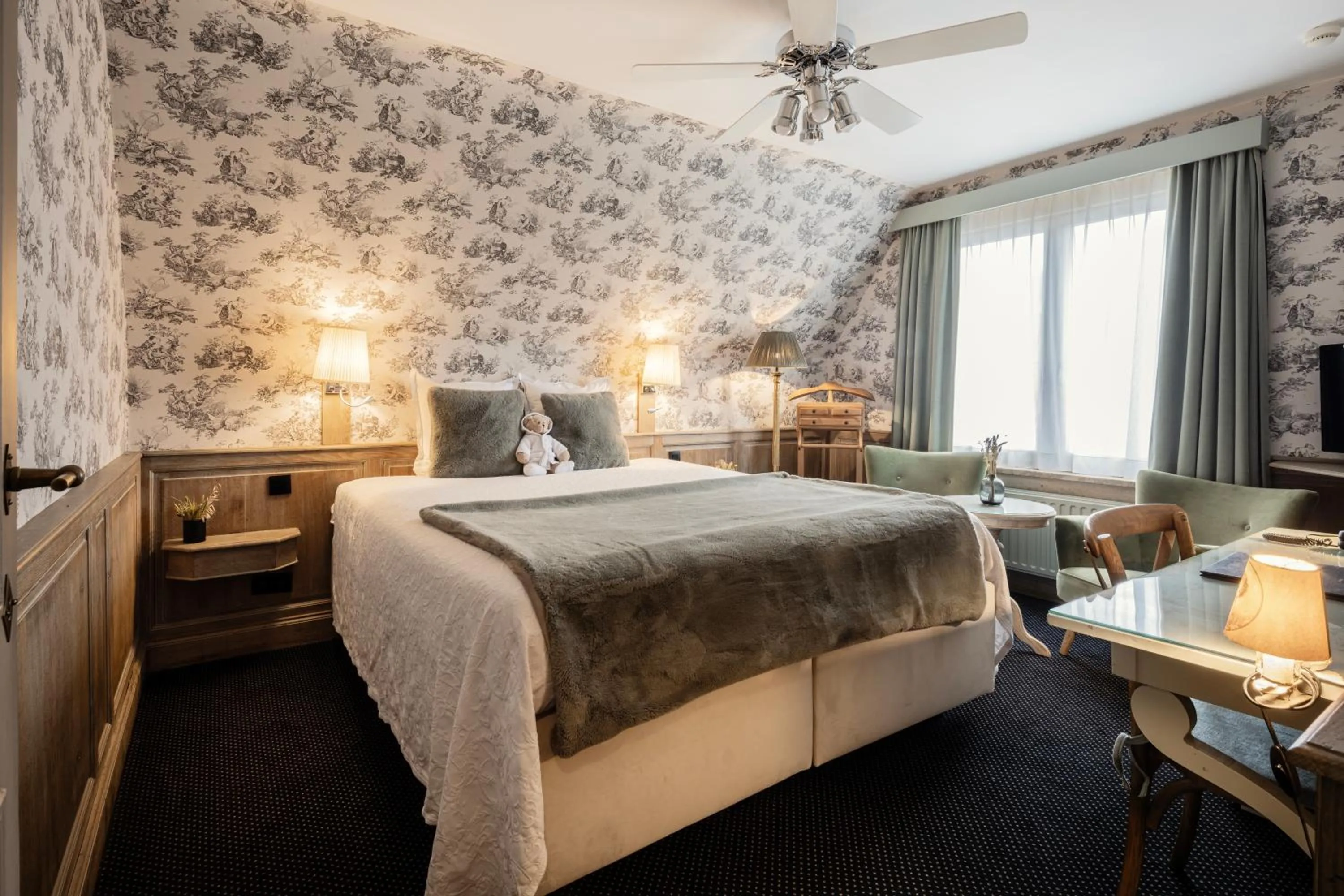 Seating area, Bed in Hotel Biskajer by CW Hotel Collection