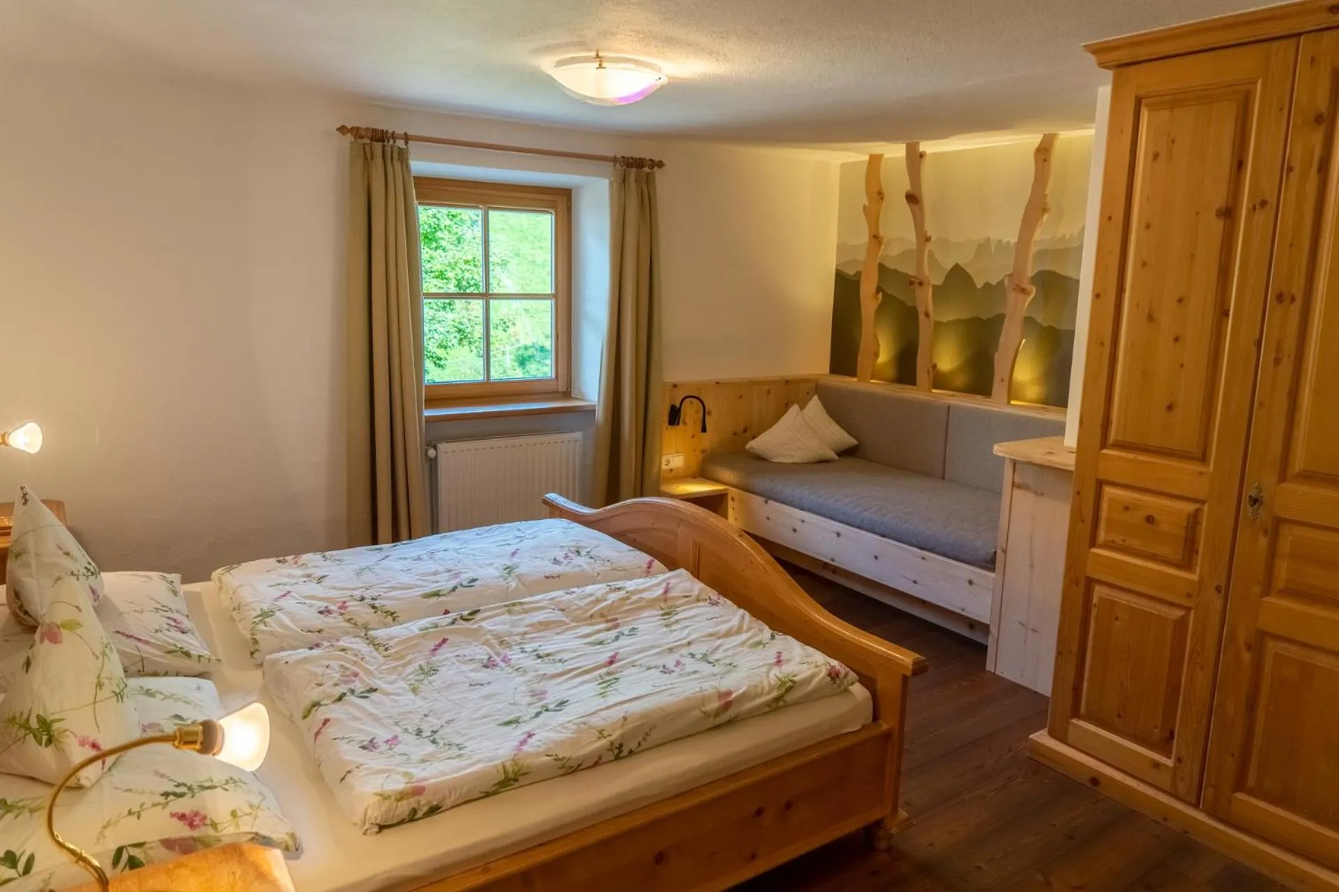 Bed in Ganoihof apartments
