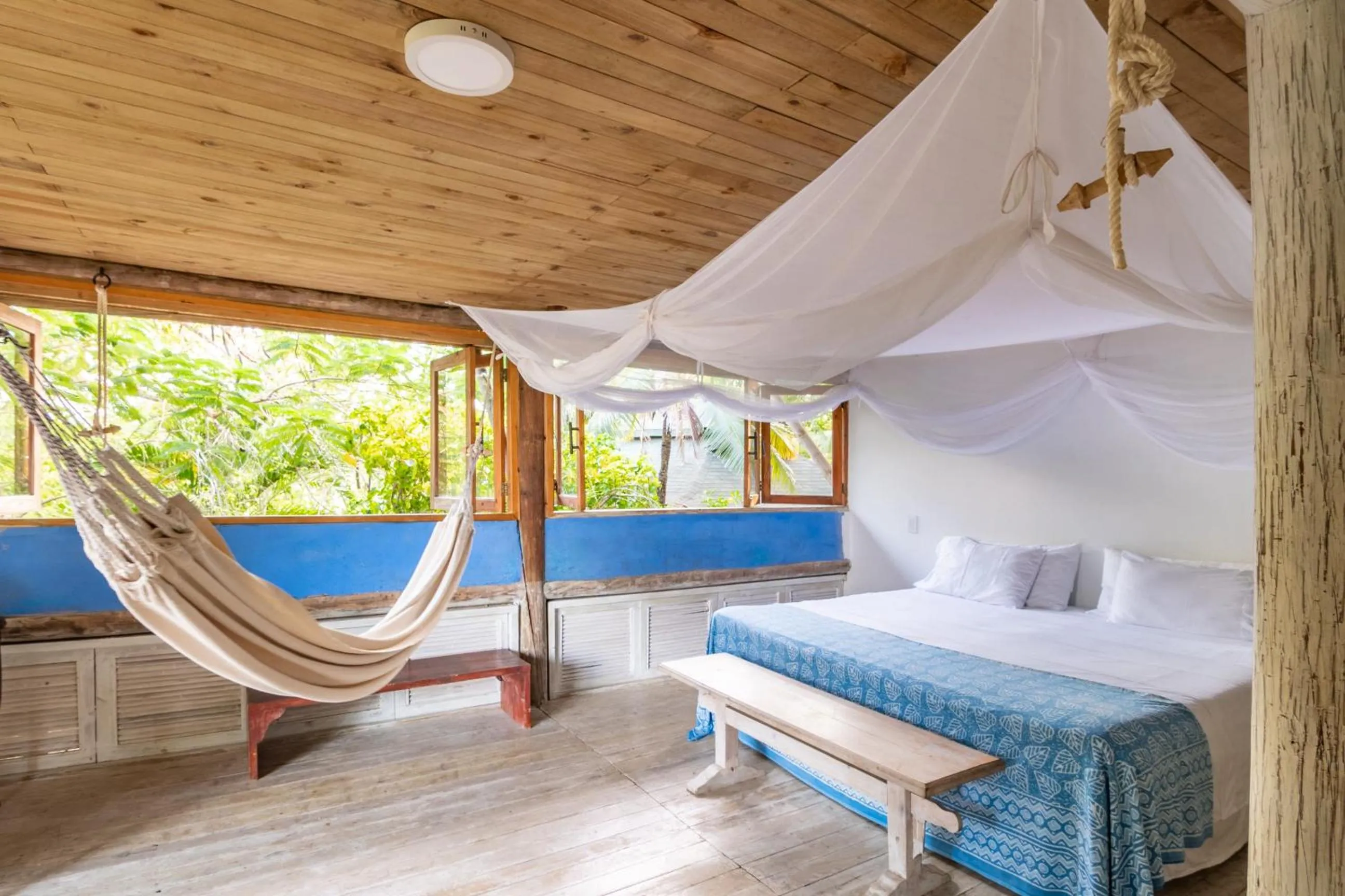 Bedroom, Bed in Hotel Playa Manglares Isla Baru