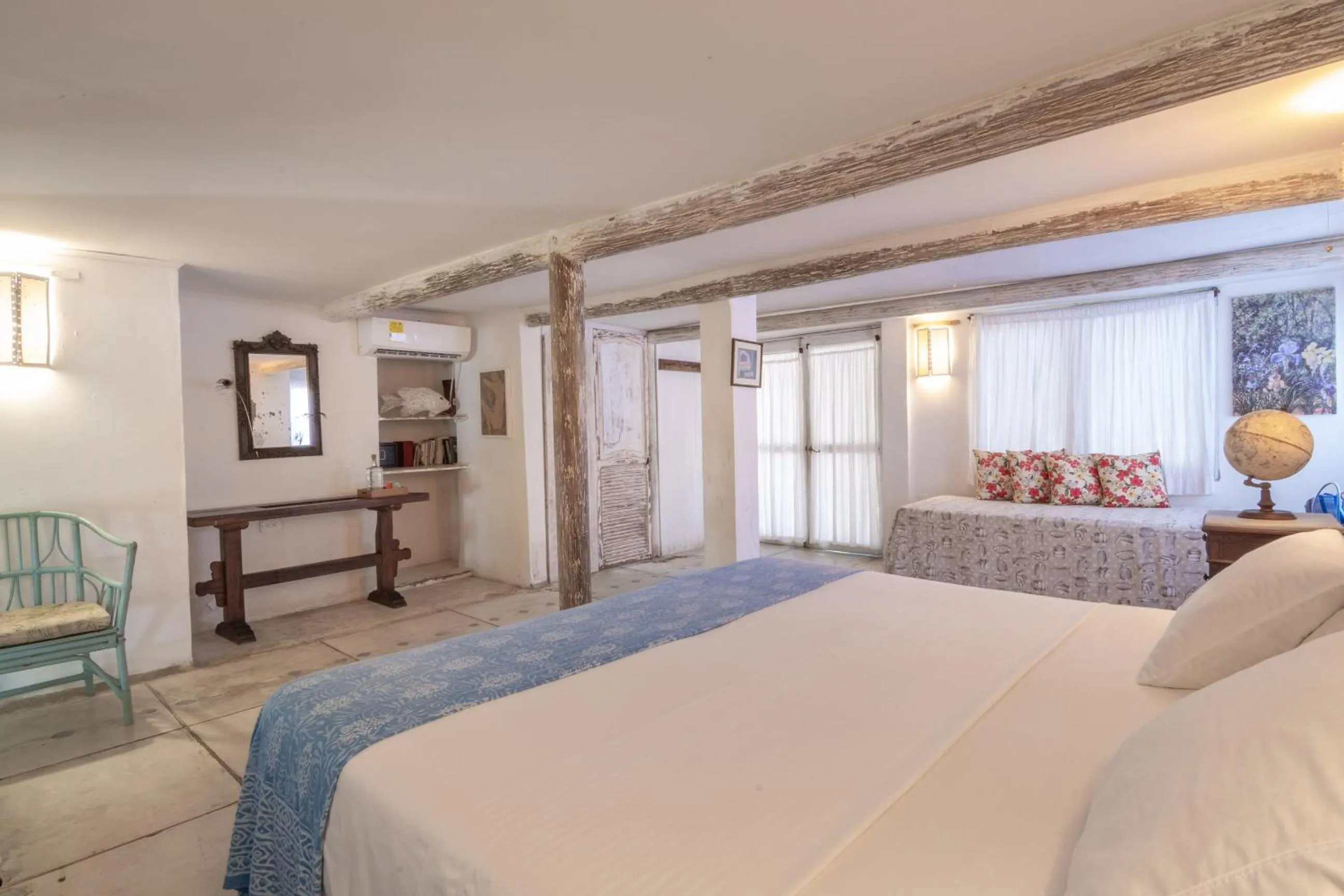 Bedroom, Bed in Hotel Playa Manglares Isla Baru