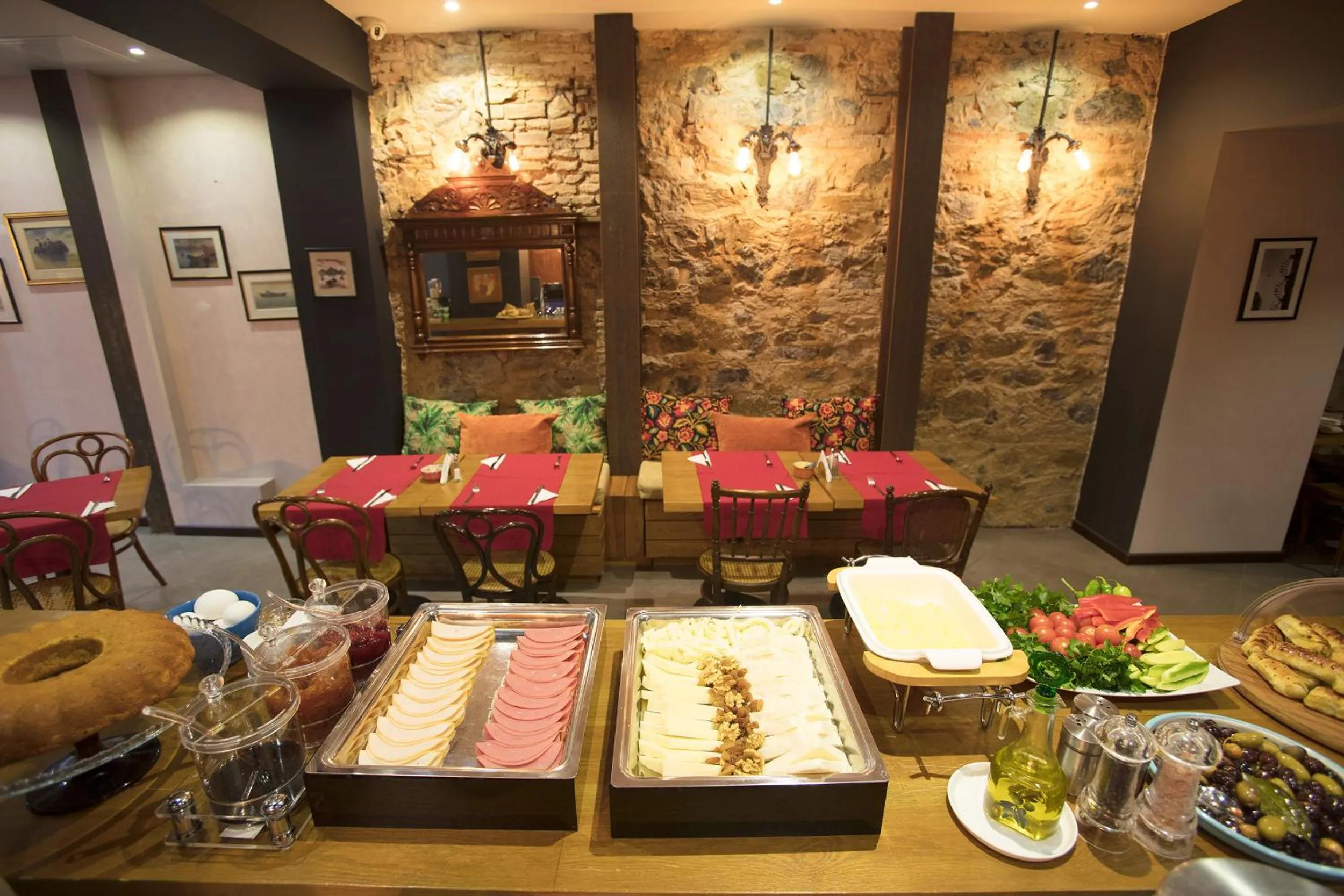 Buffet breakfast in No11 Hotel & Apartments