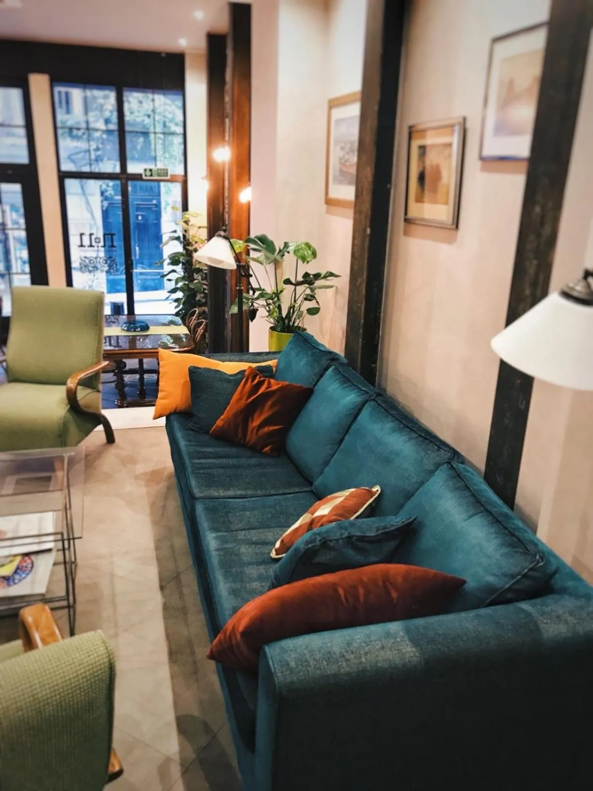 Lobby or reception in No11 Hotel & Apartments