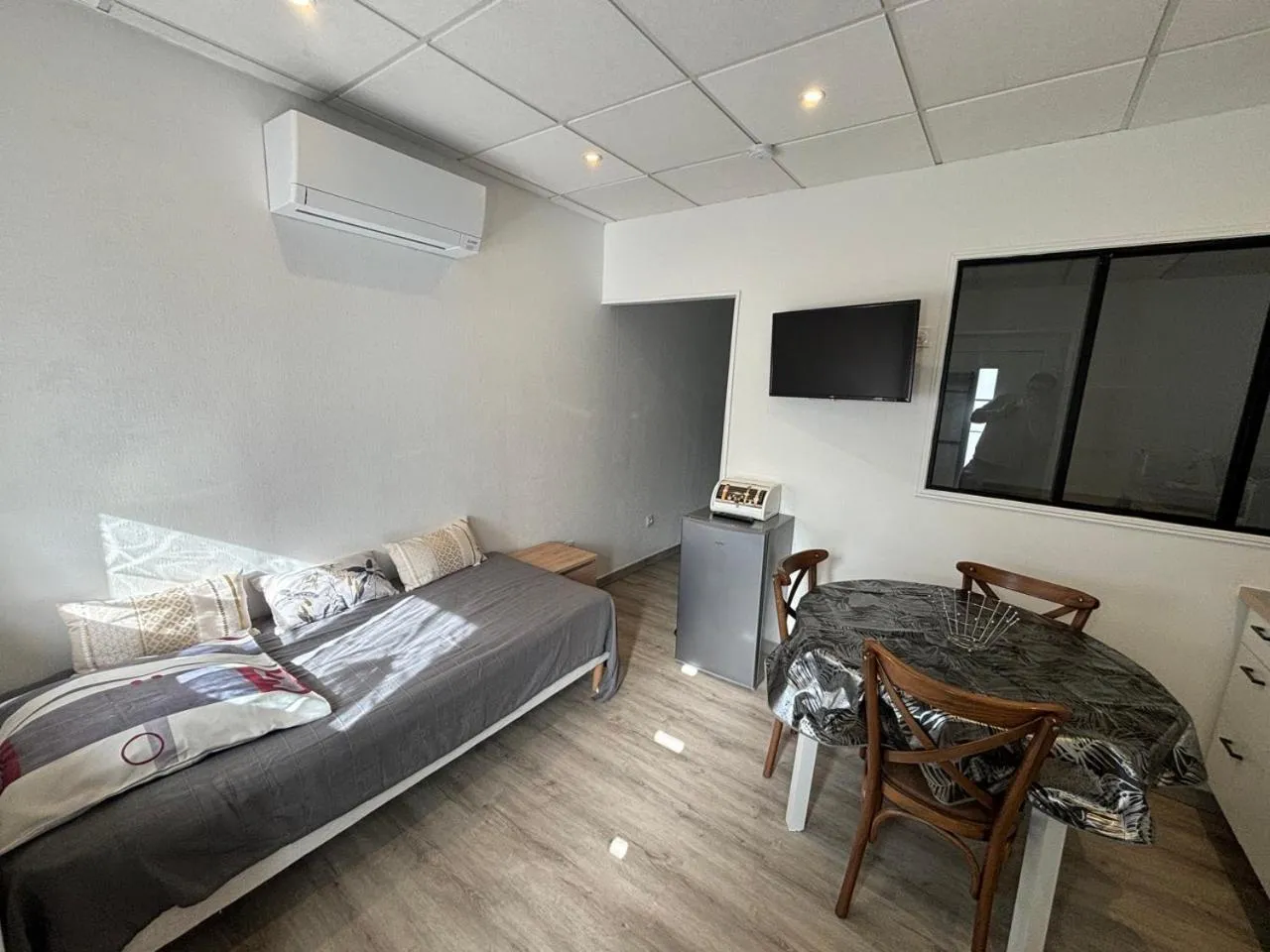 Bed in Hotel des voyageurs Chez Betty