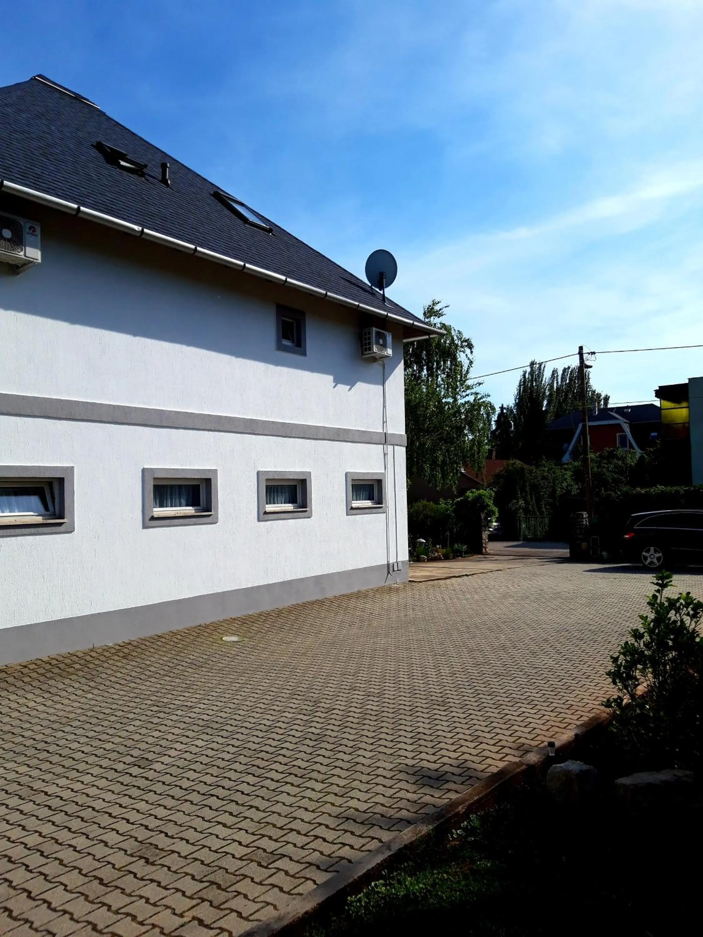 Other in Margret Haus