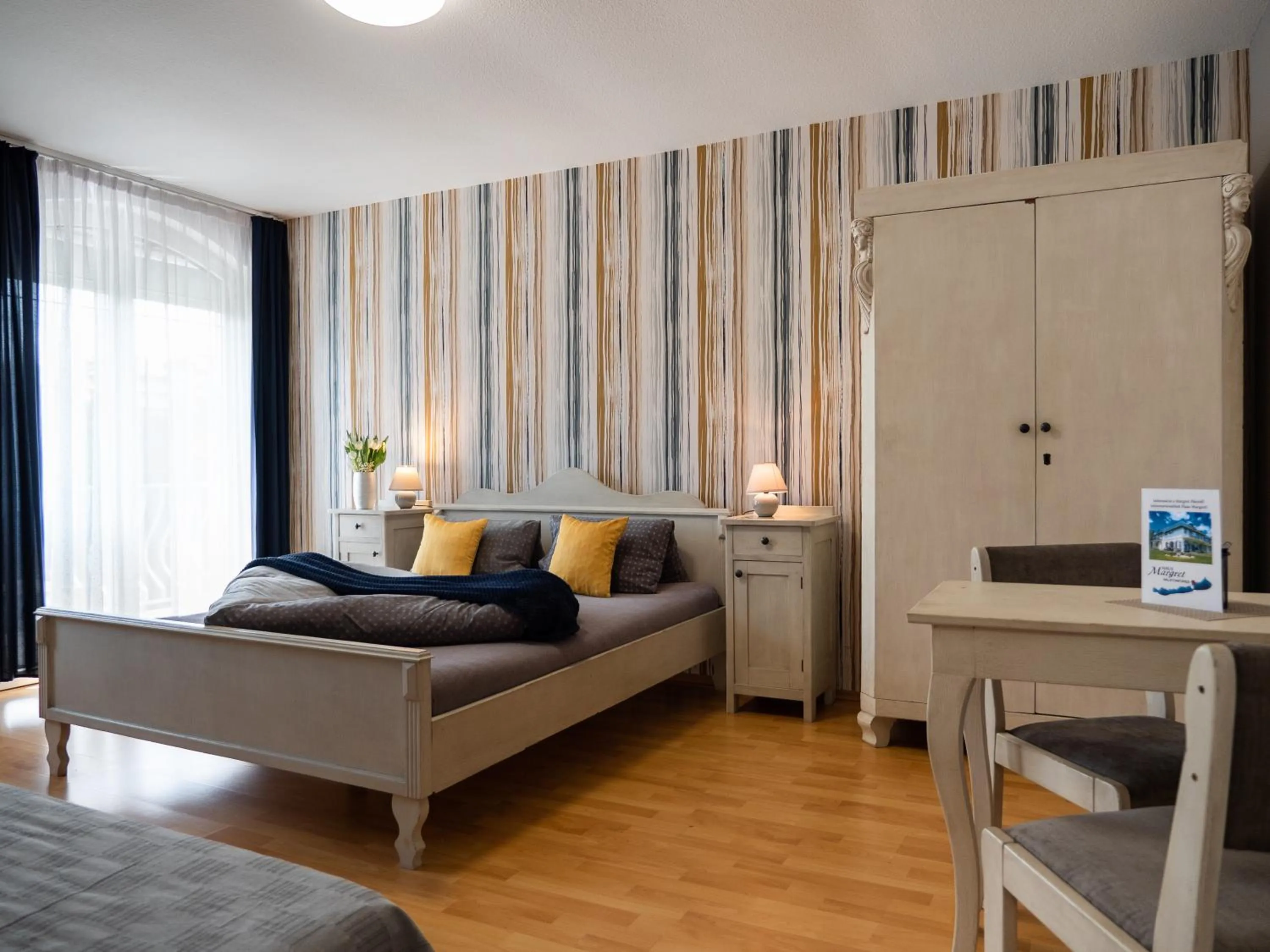 Photo of the whole room in Margret Haus