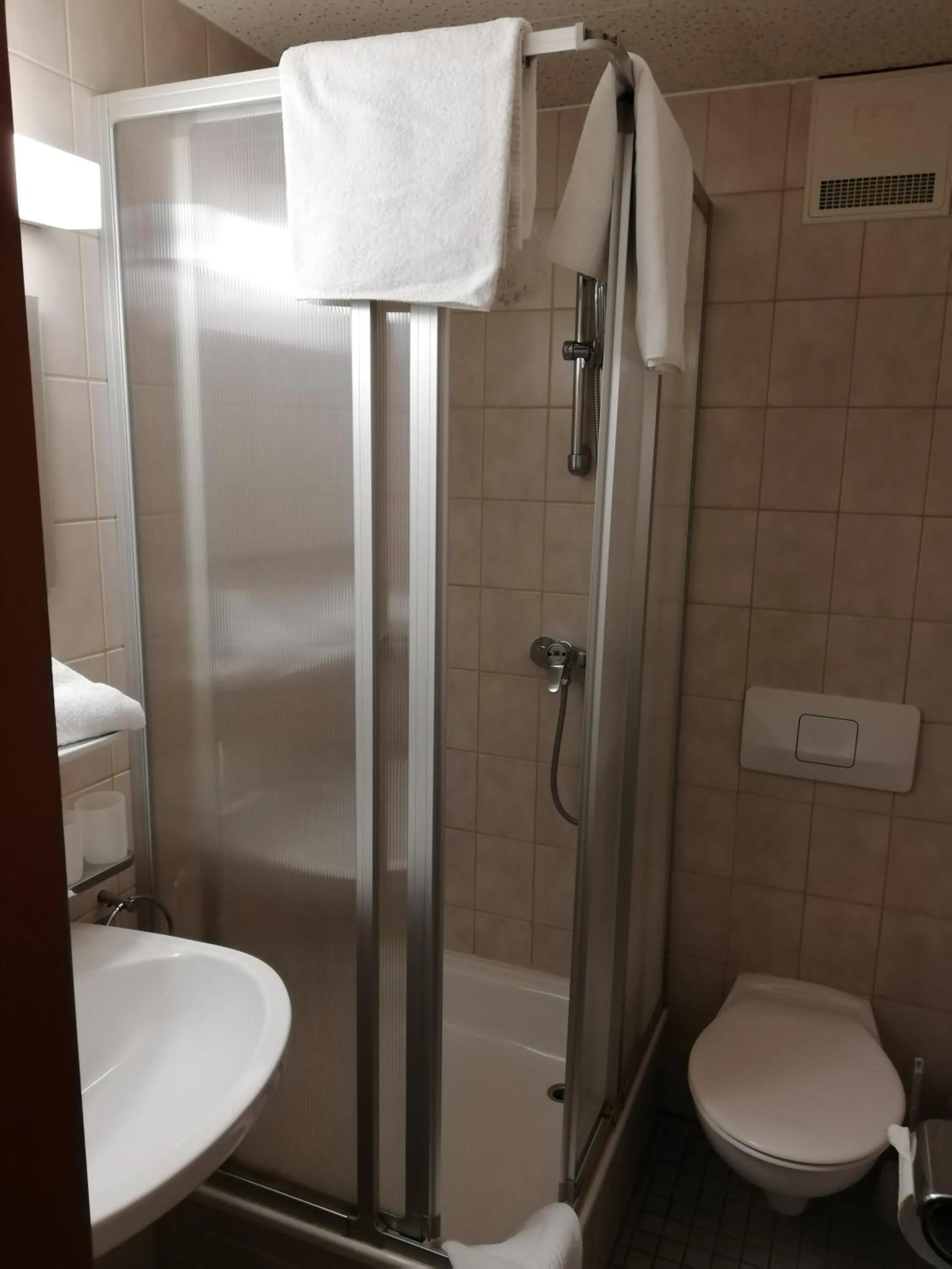 Bathroom in Hotel-Garni Seestrand